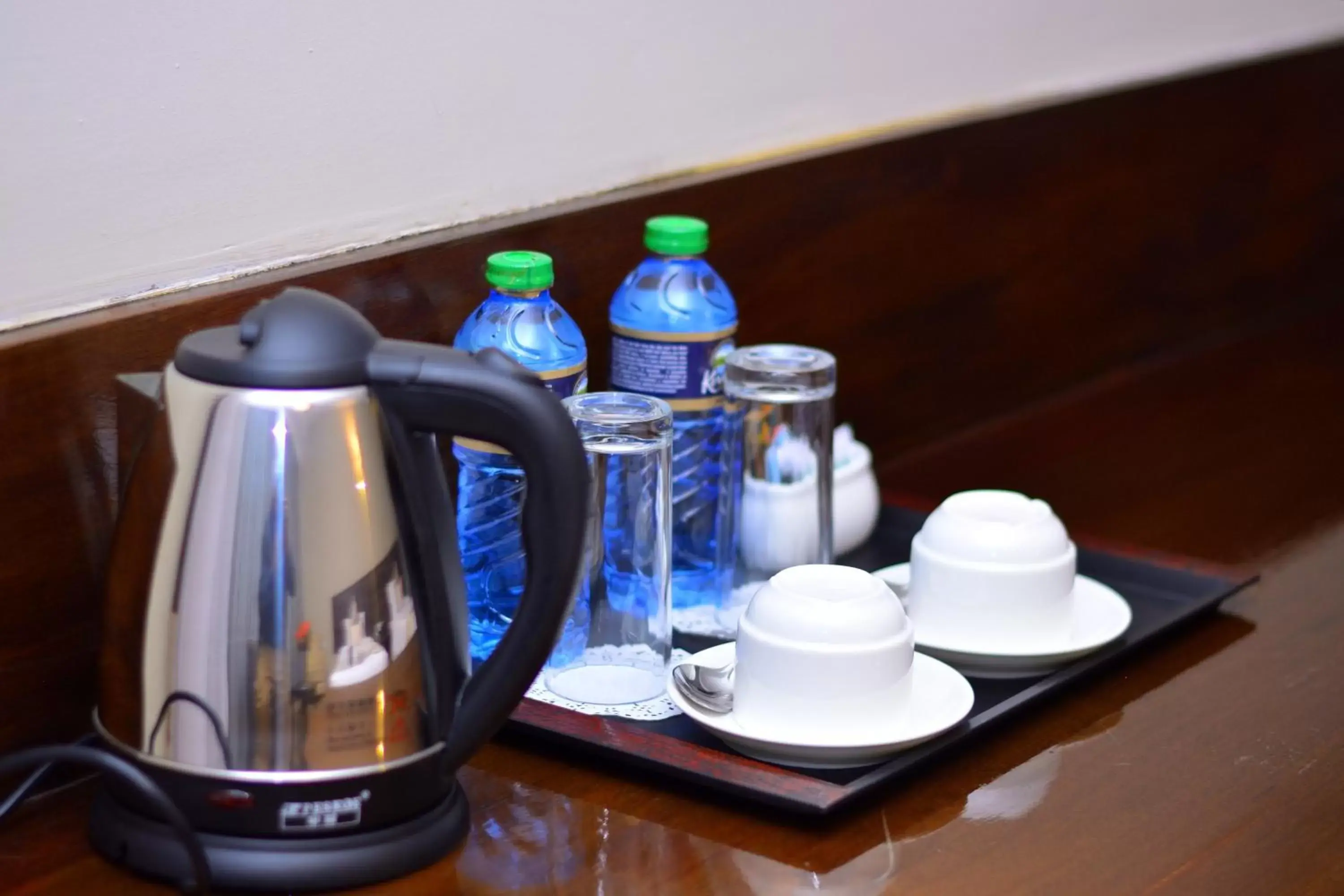 Coffee/tea facilities in Razana Hotel