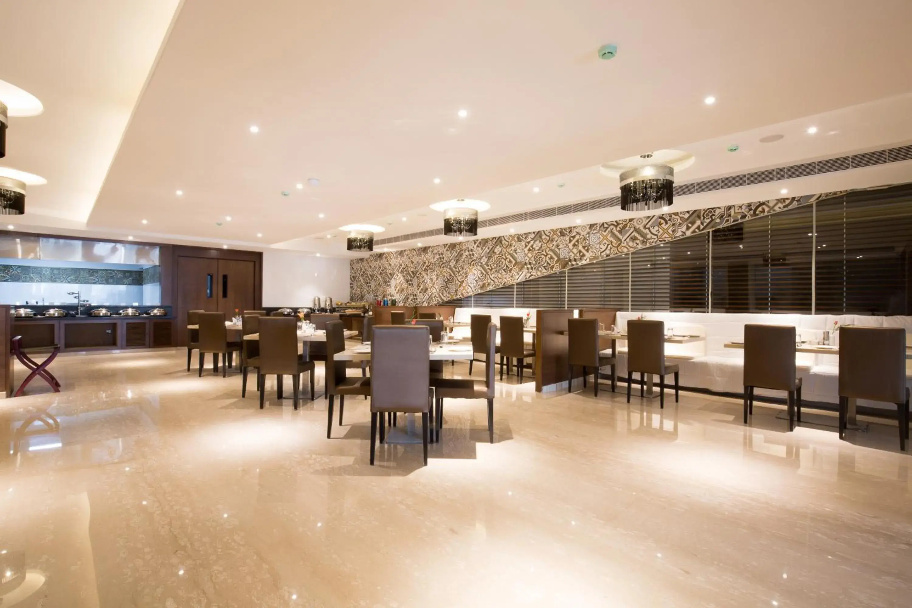 Restaurant/places to eat in Kiscol Grands Hotel Restaurant/places to eat in Kiscol Grands Hotel