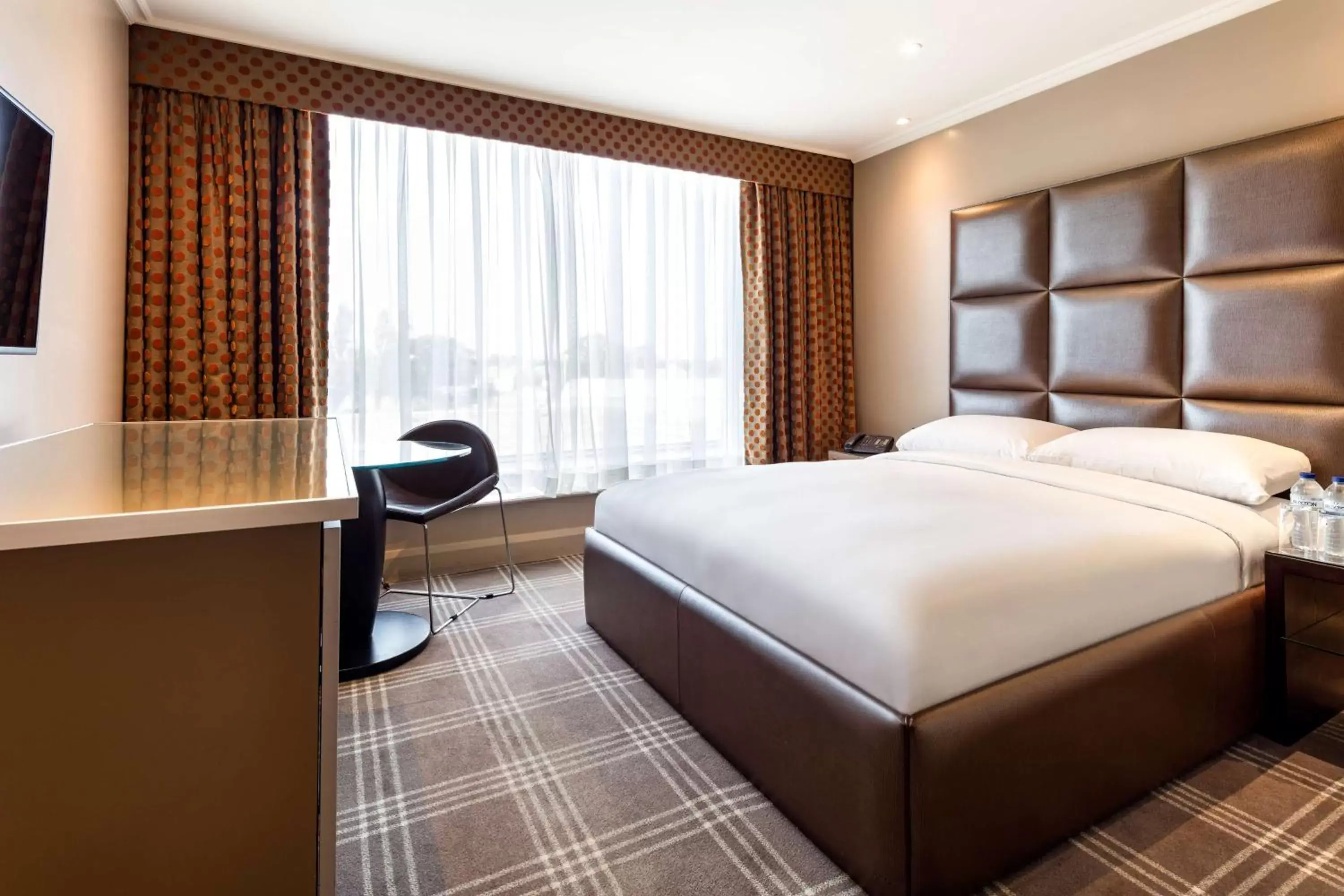 Standard Double Room in Radisson Blu Edwardian Heathrow Hotel, London