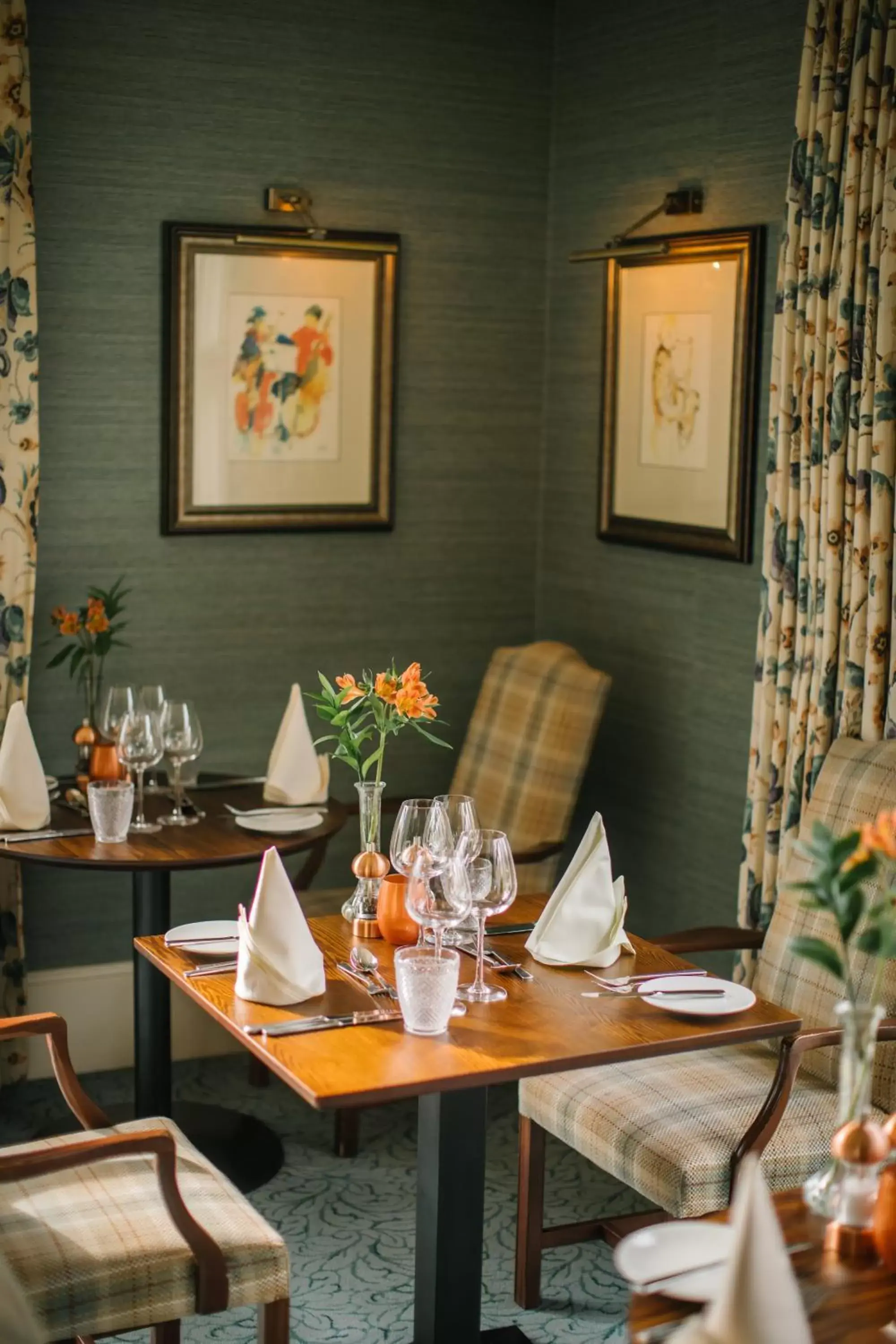 Restaurant/places to eat in Lindeth Howe Restaurant/places to eat in Lindeth Howe