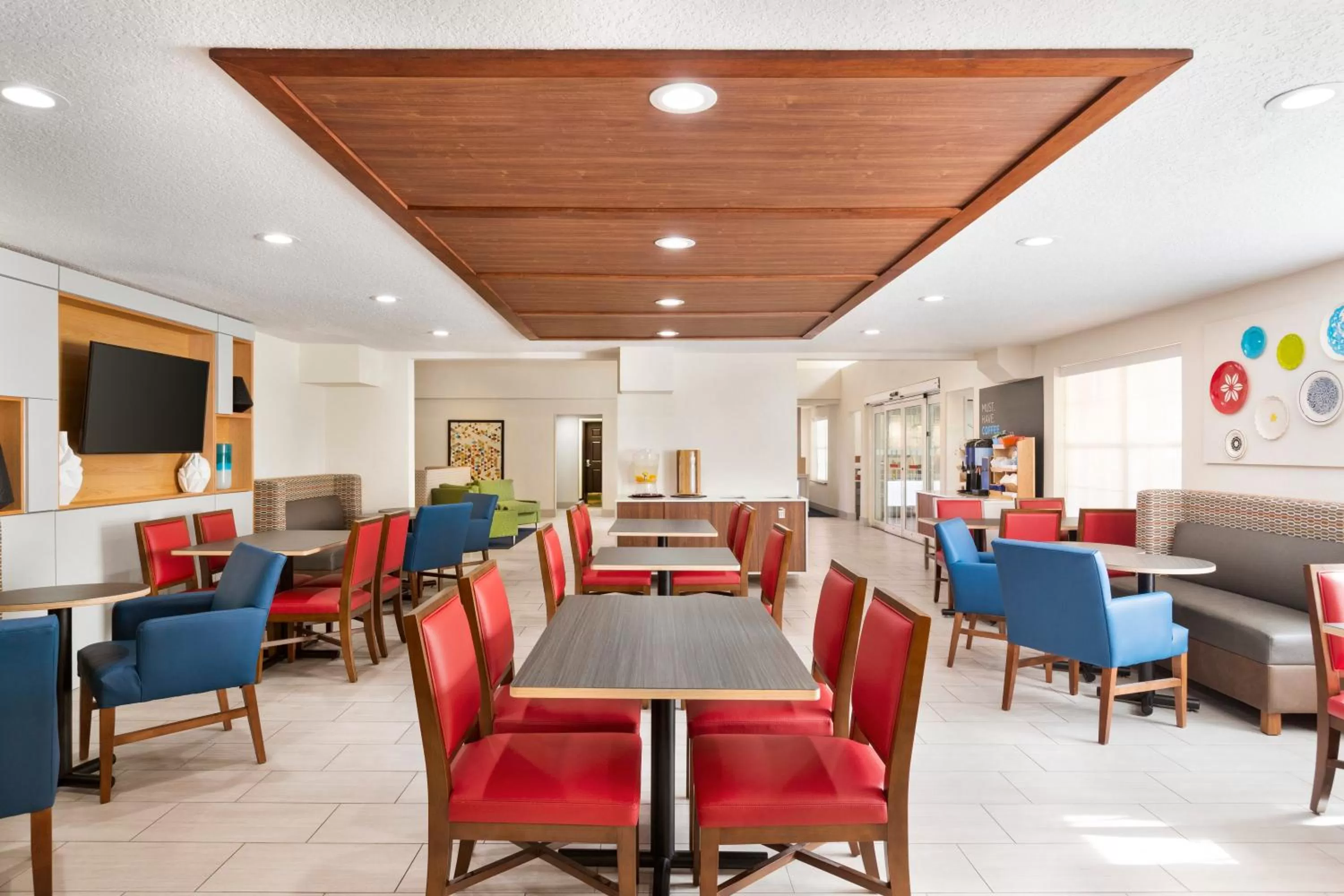 Breakfast in Holiday Inn Express & Suites Sarasota East by IHG