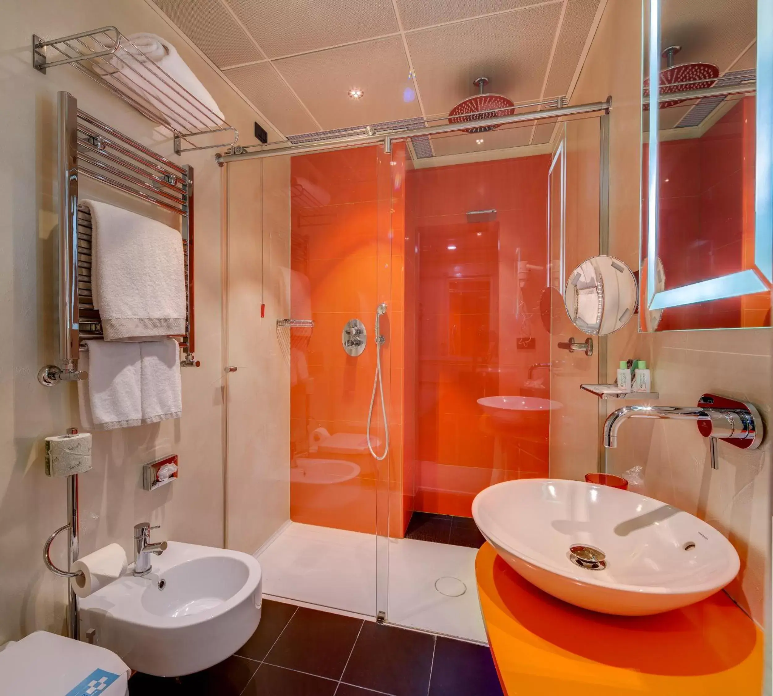 Bathroom in c-hotels Rubens