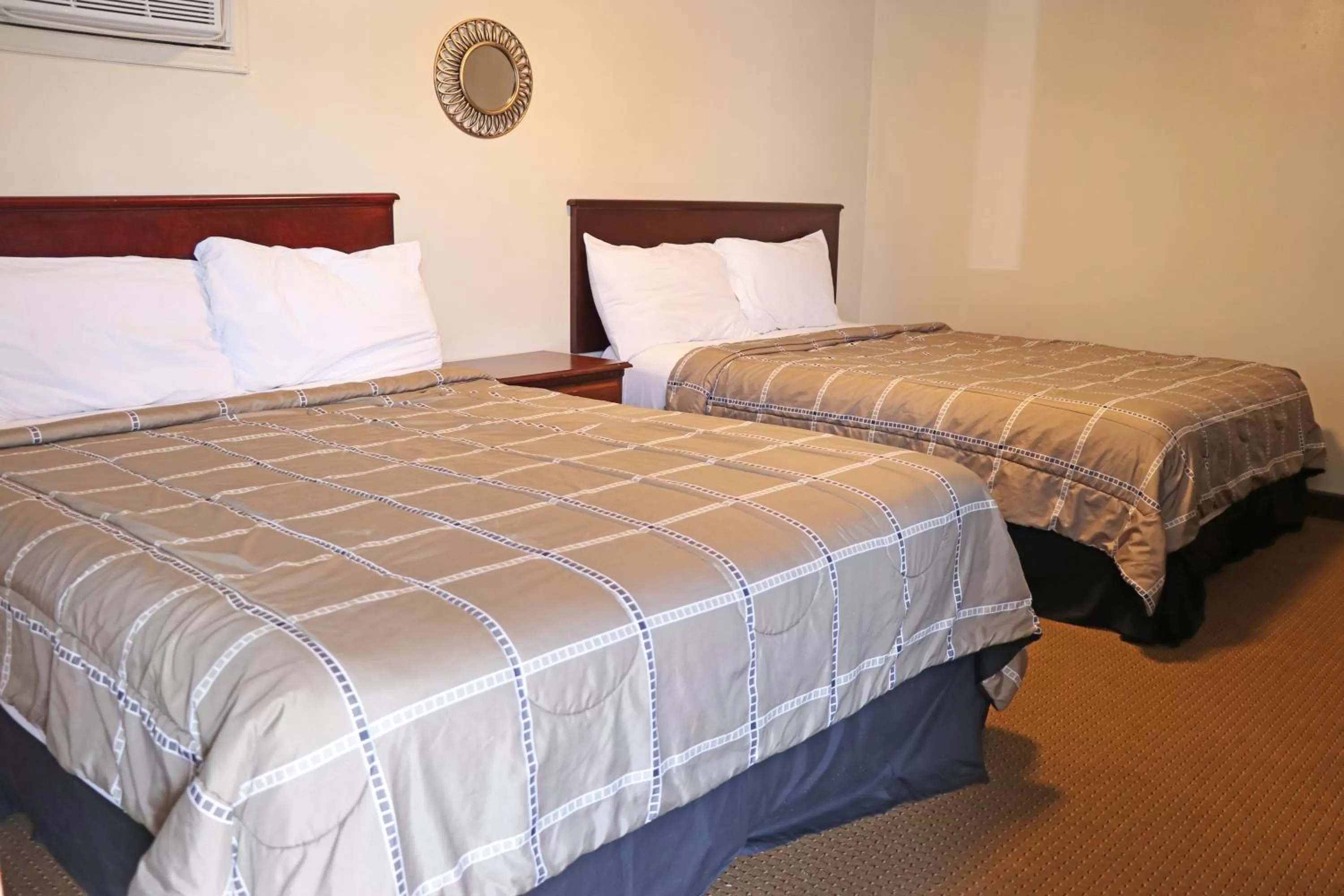 Bed in The Falls Family Lodge