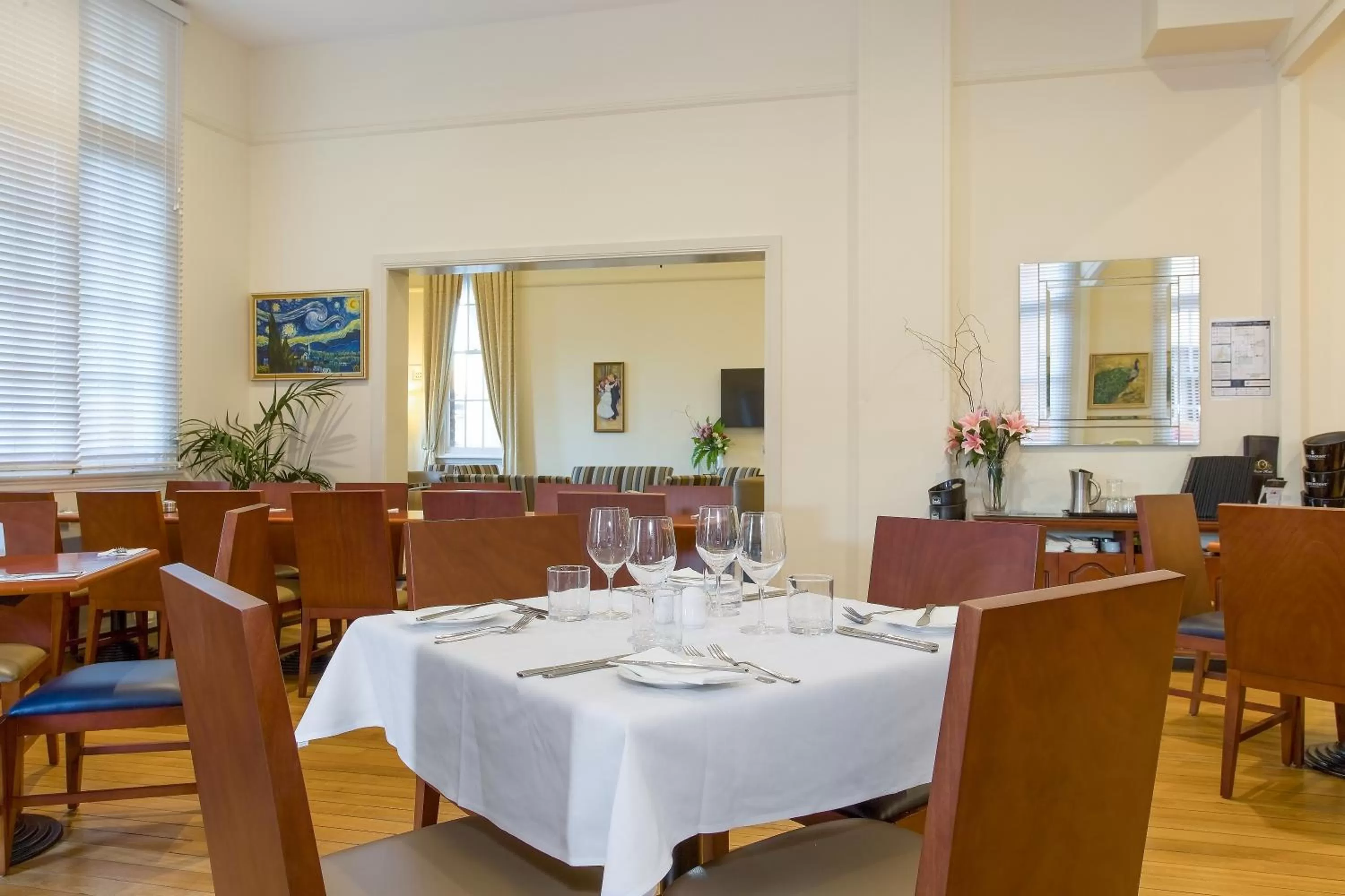 Restaurant/places to eat in Quality Hotel Regent Rockhampton
