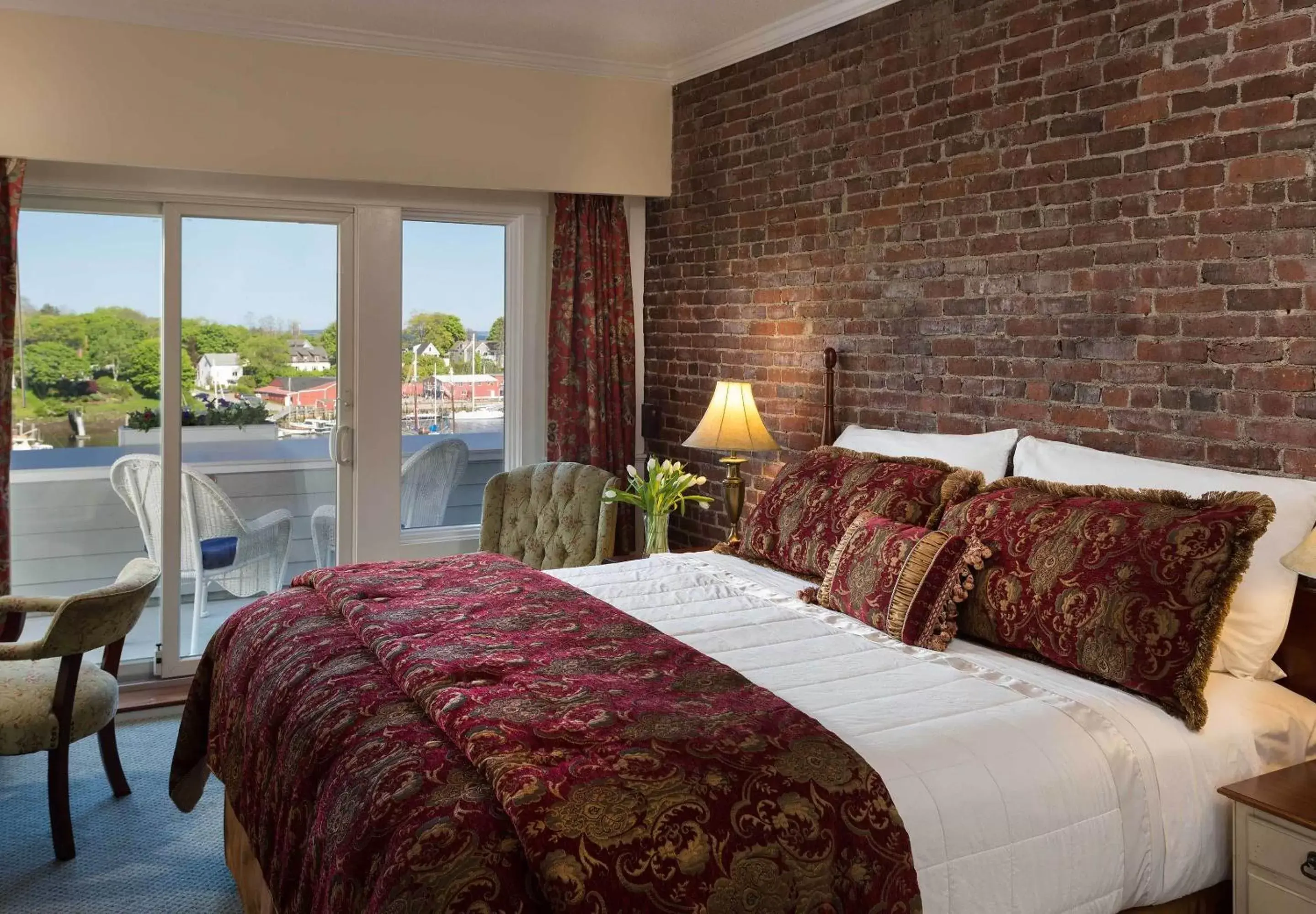 King Room with Harbor View in Lord Camden Inn