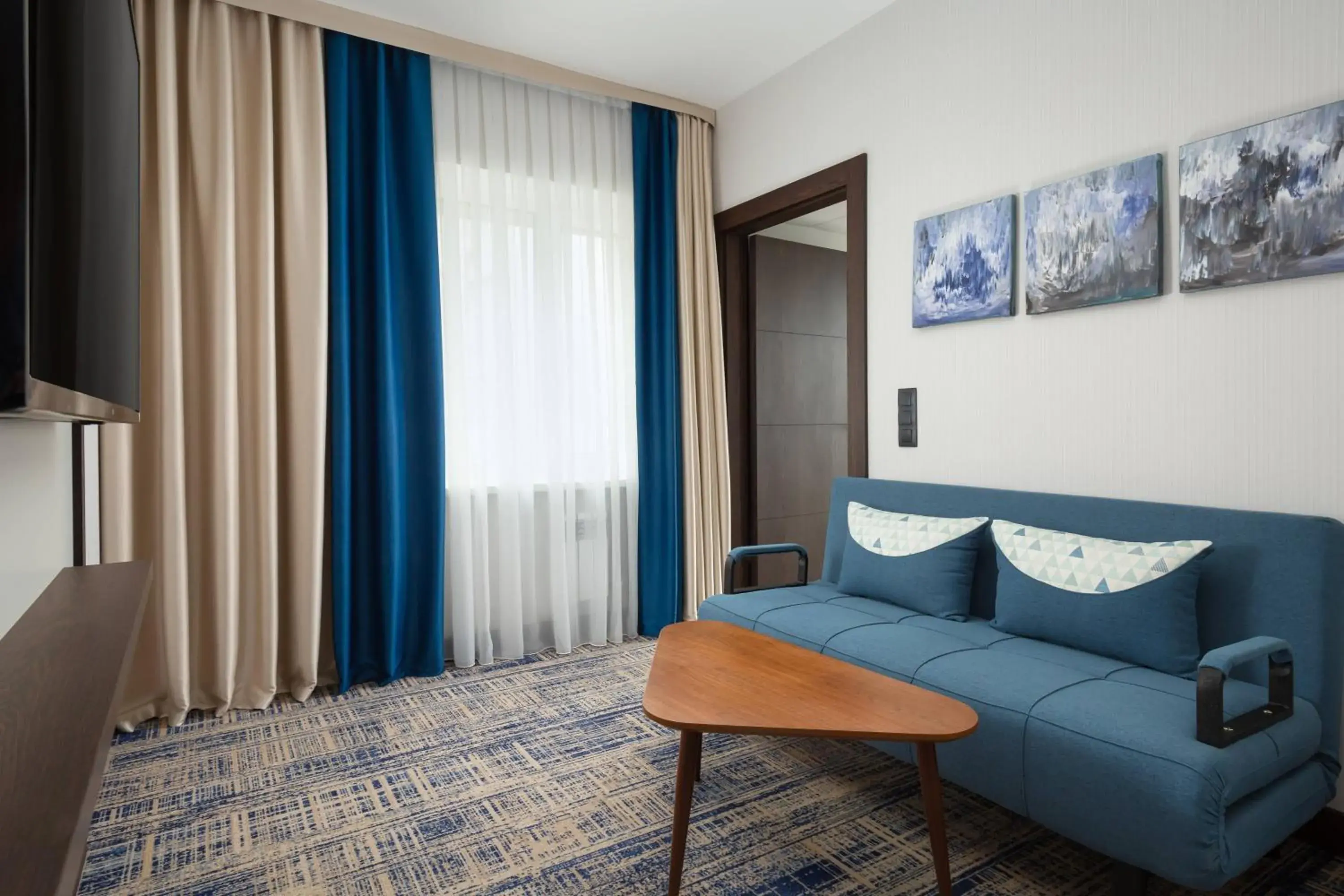 Bedroom, Seating Area in Courtyard by Marriott Tashkent