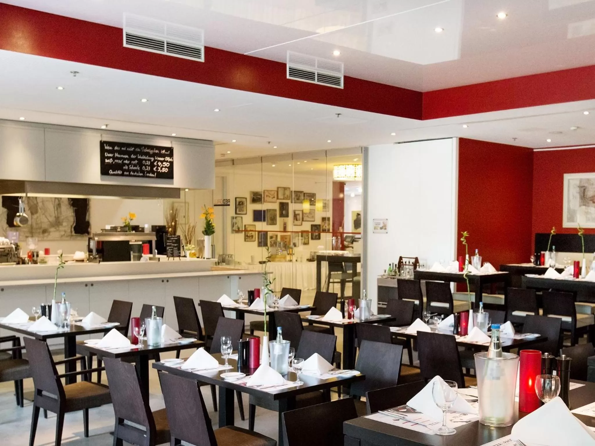 Food and drinks in DORMERO Hotel Hannover