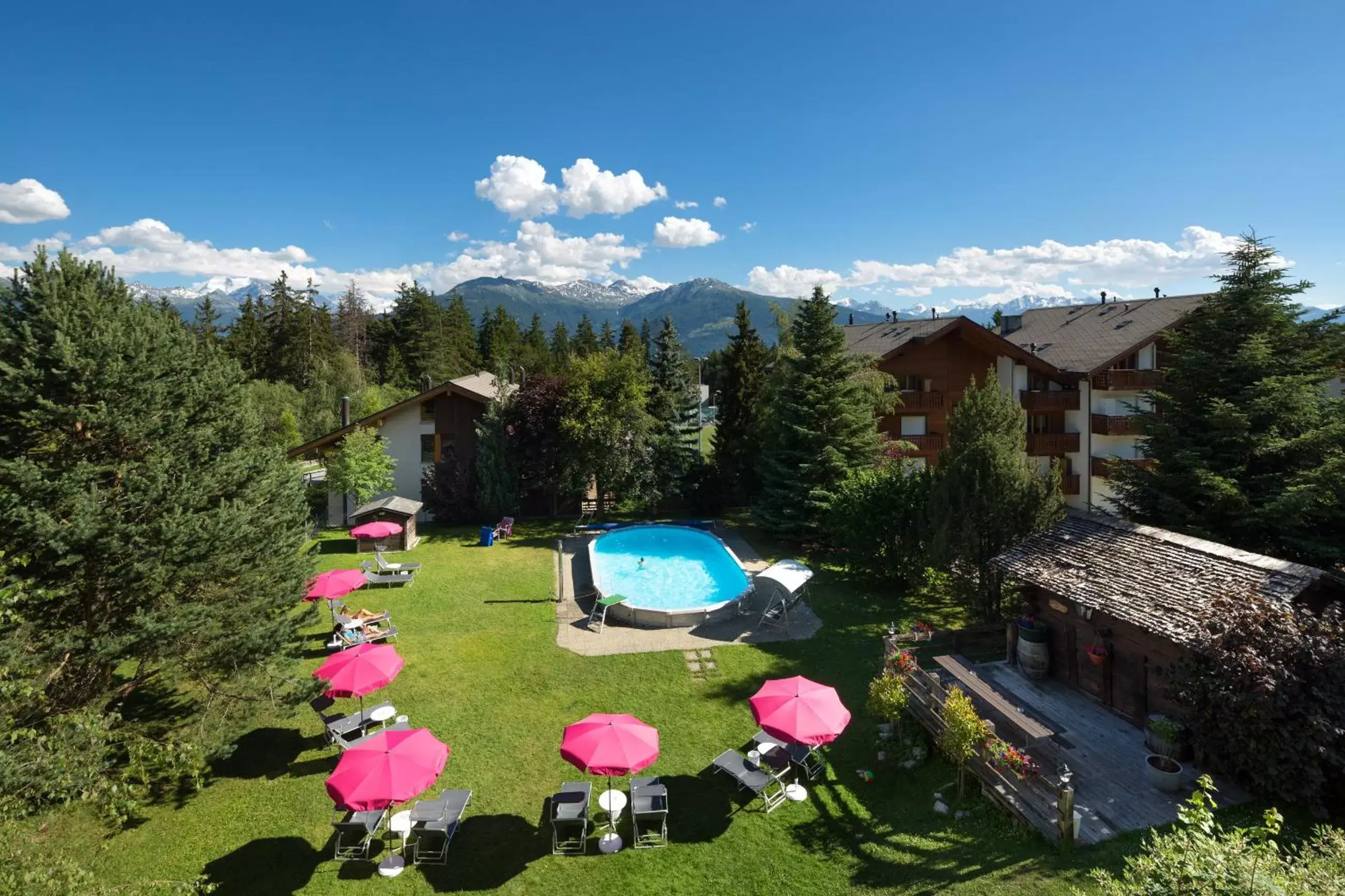 Patio, Pool View in Hotel La Prairie