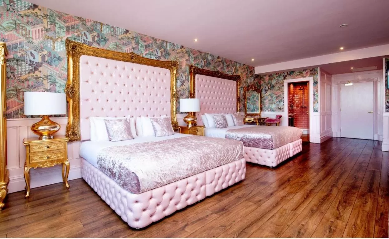 Bedroom, Bed in The Shankly Hotel