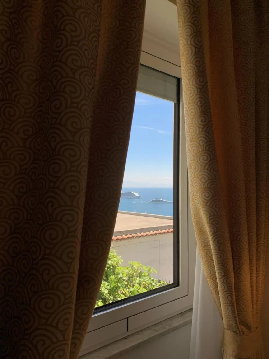 Sea View in Hotel Il Nido
