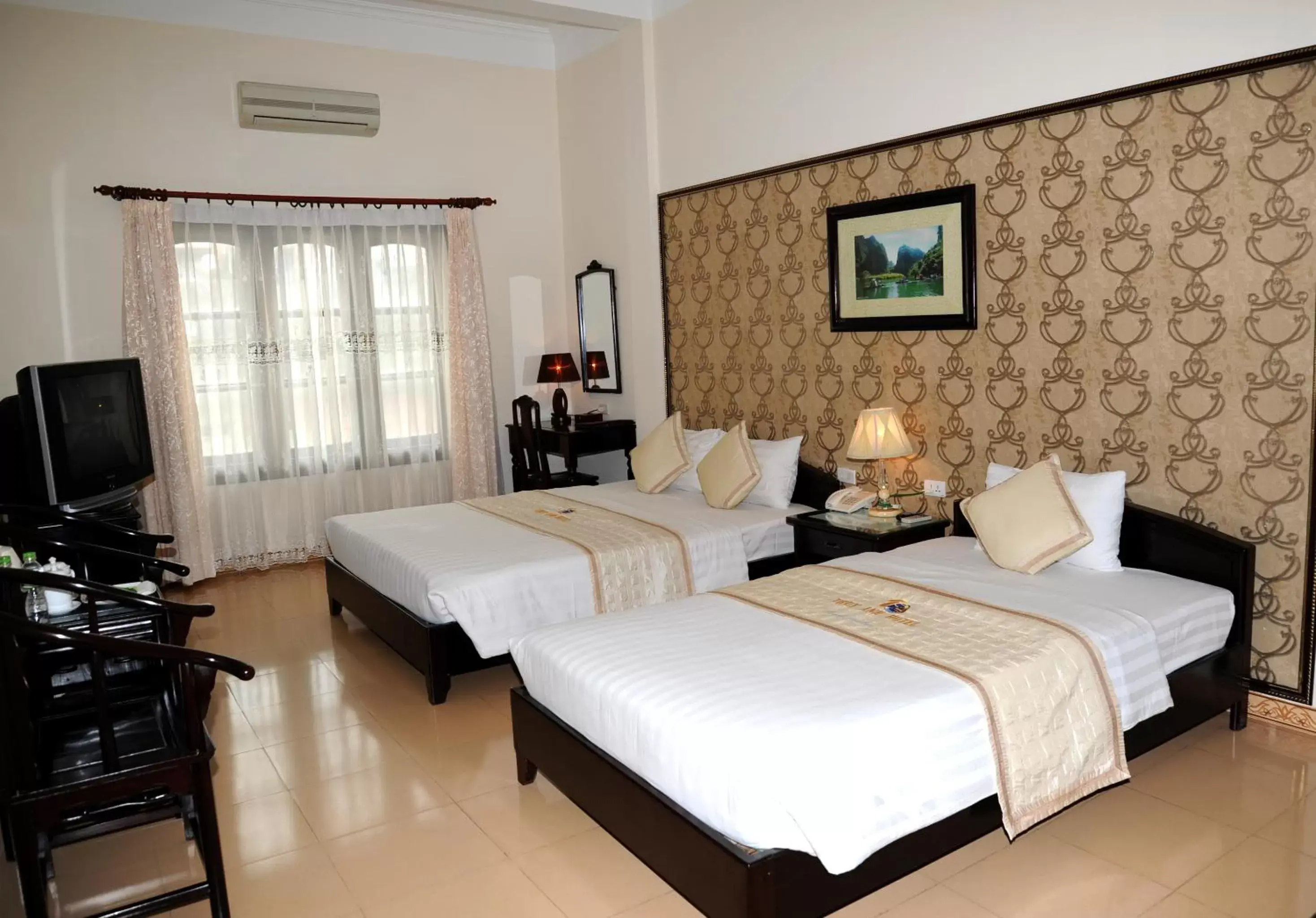 Bedroom, Bed in Thuy Anh Hotel