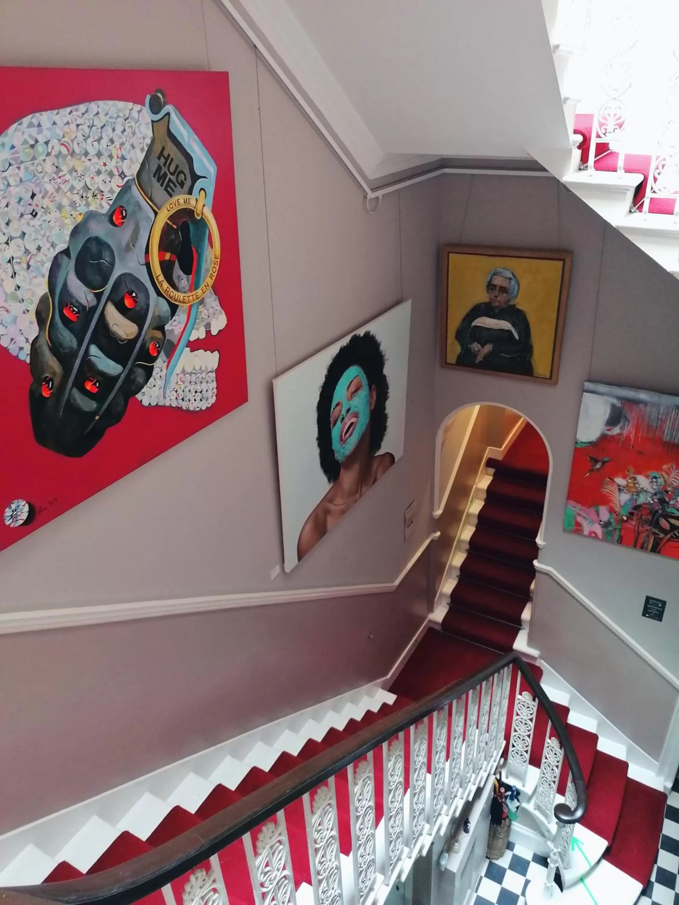 Lobby or reception in 24 Royal Terrace