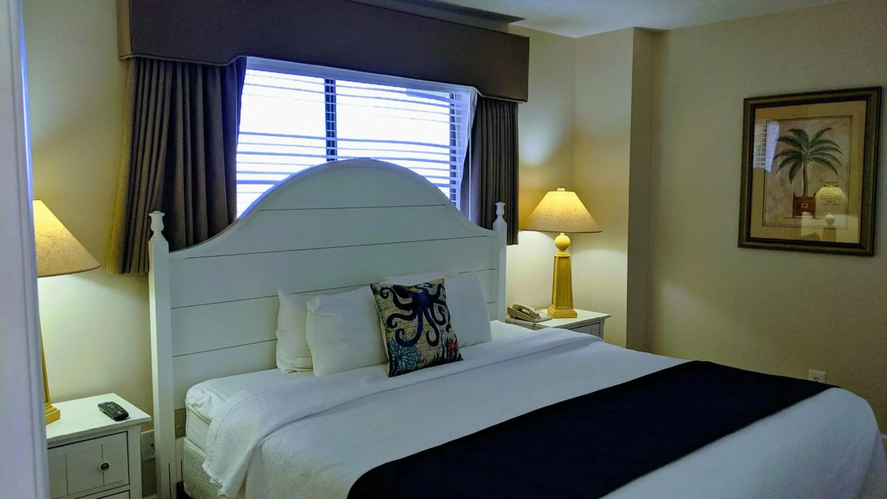 Bed in Shell Island Resort