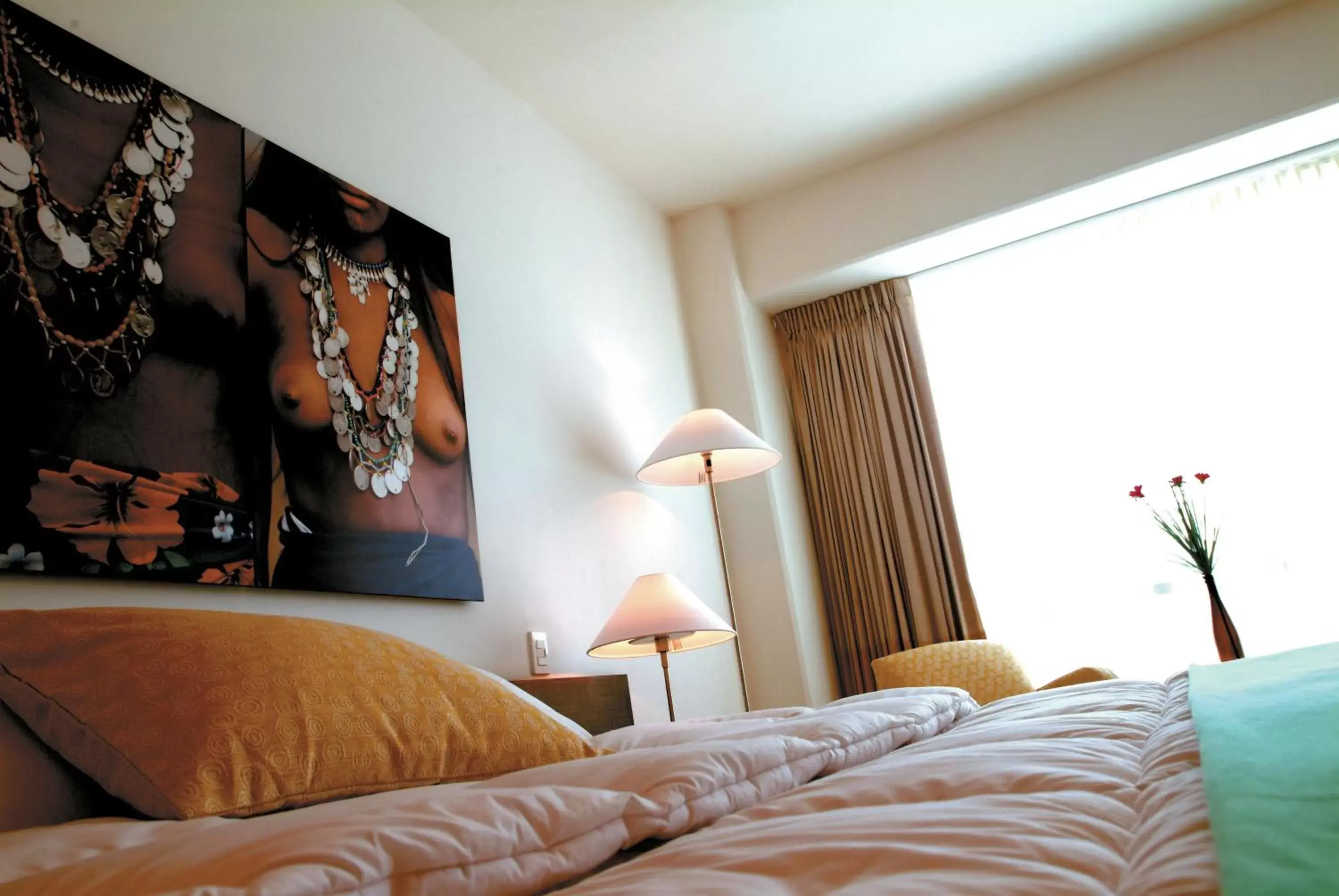 Bedroom, Bed in Decapolis Hotel Panama City