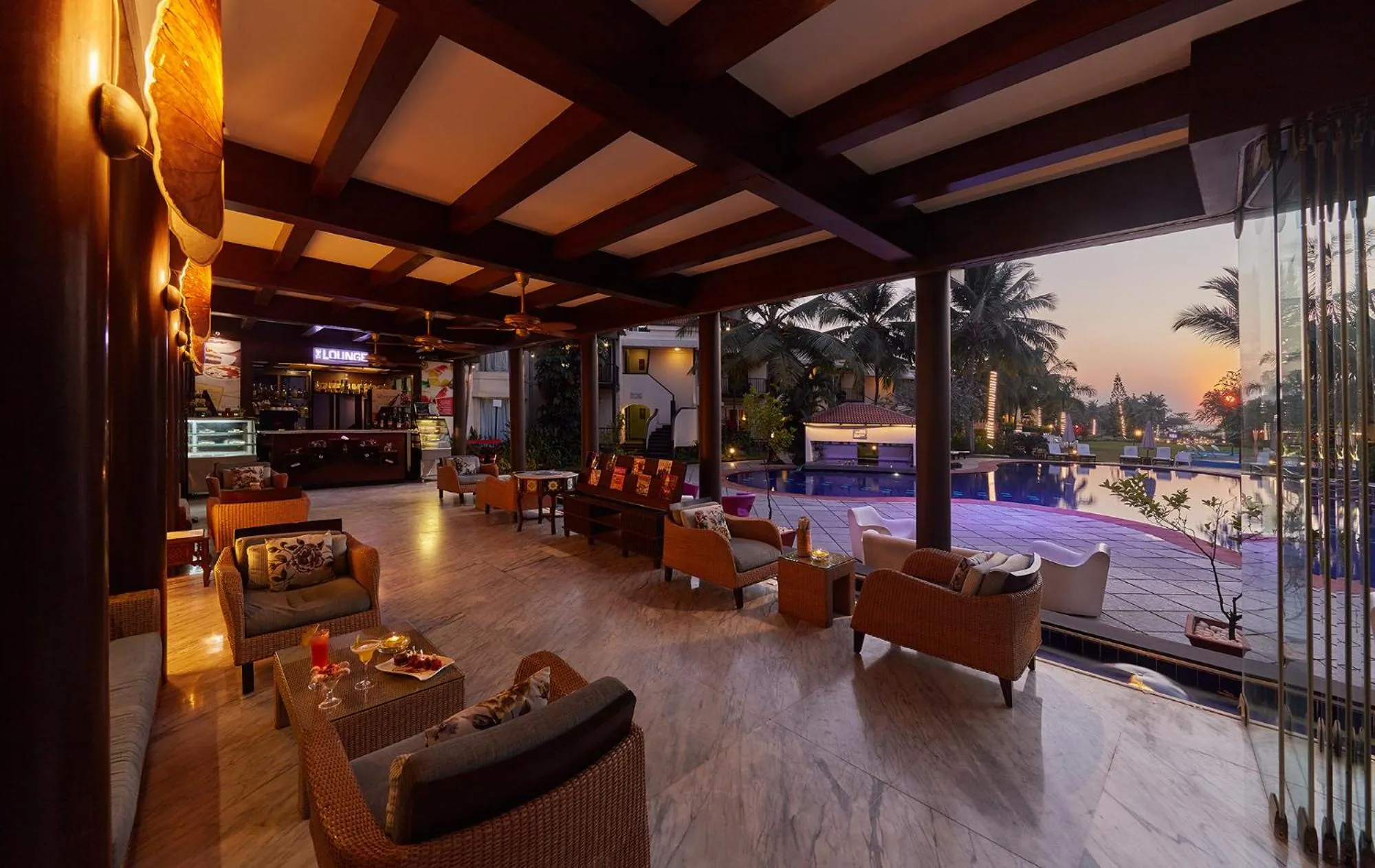 Lounge or bar in Royal Orchid Beach Resort & Spa, Utorda Beach Goa