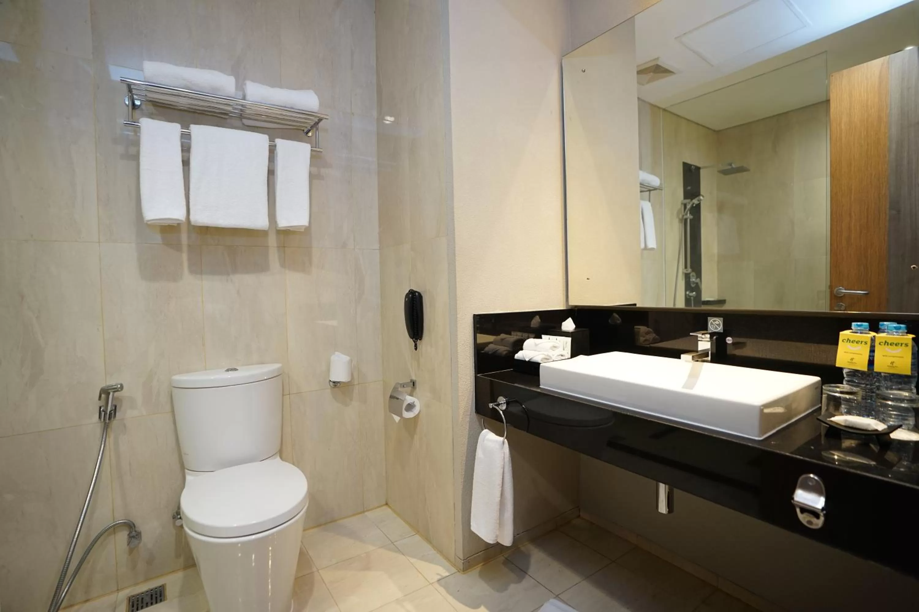 Shower in Holiday Inn Bandung Pasteur by IHG