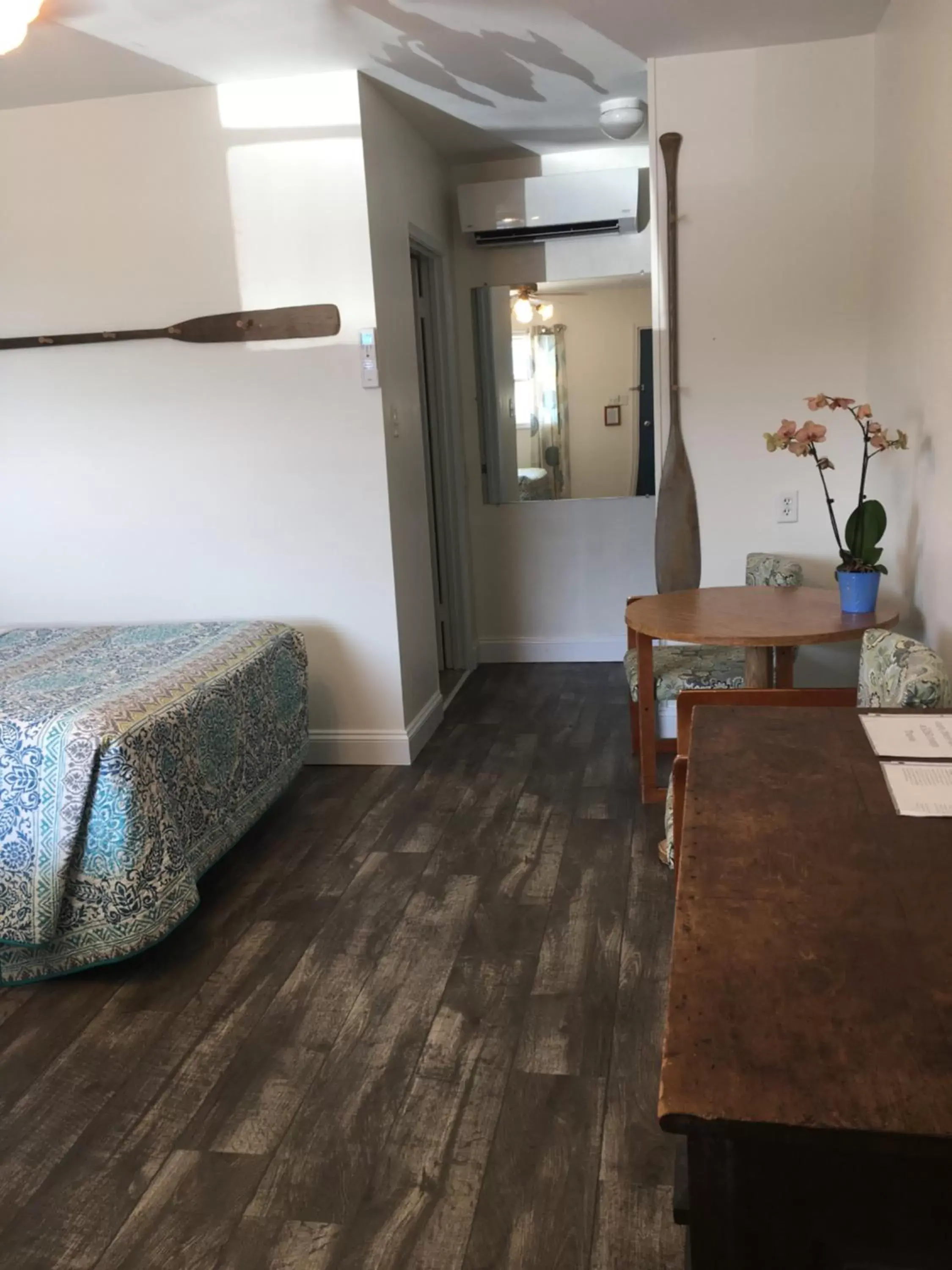 Bed in Wachapreague Inn - Motel Rooms Bed in Wachapreague Inn - Motel Rooms