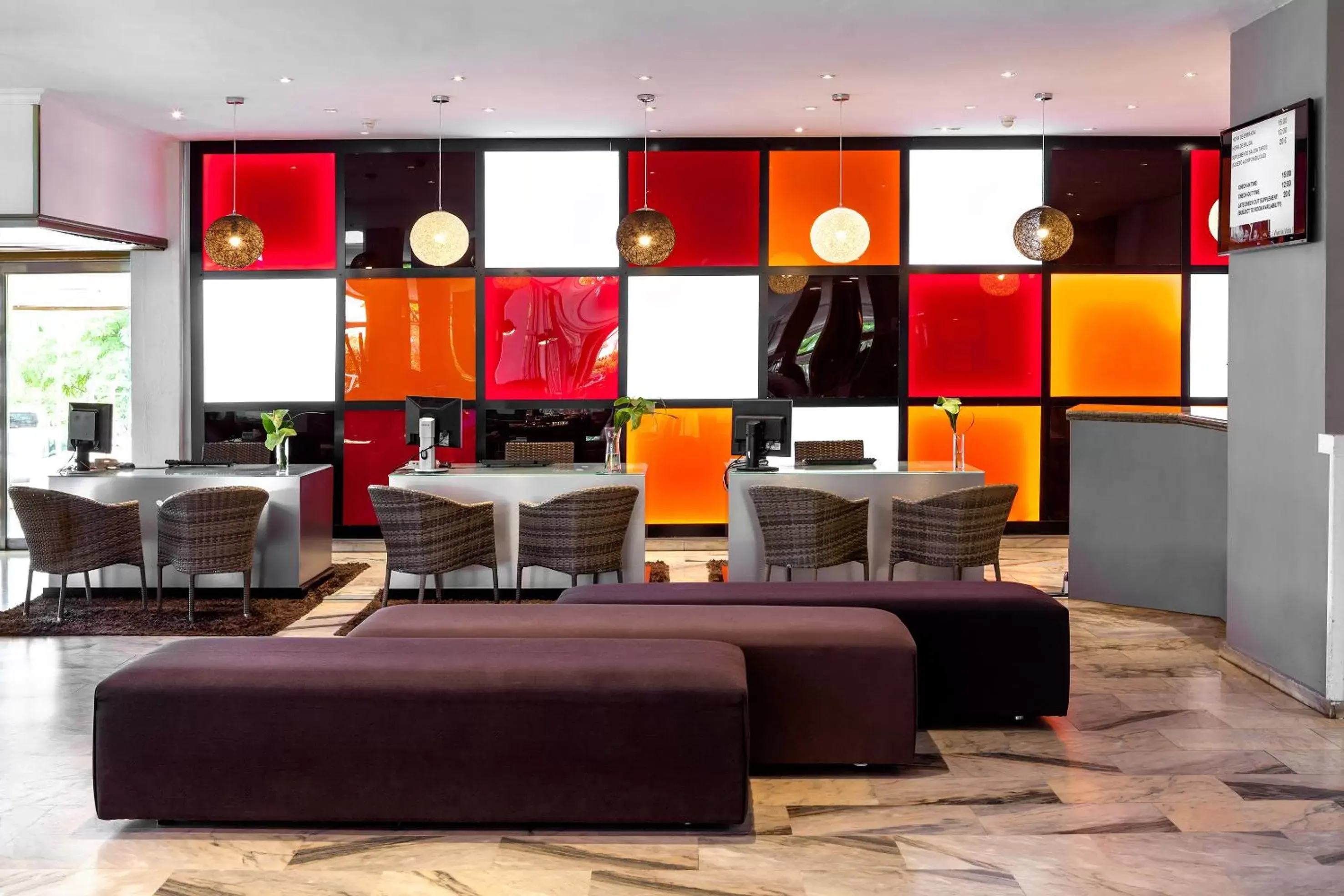 Lounge or bar in Sol Arona Tenerife Lounge or bar in Sol Arona Tenerife