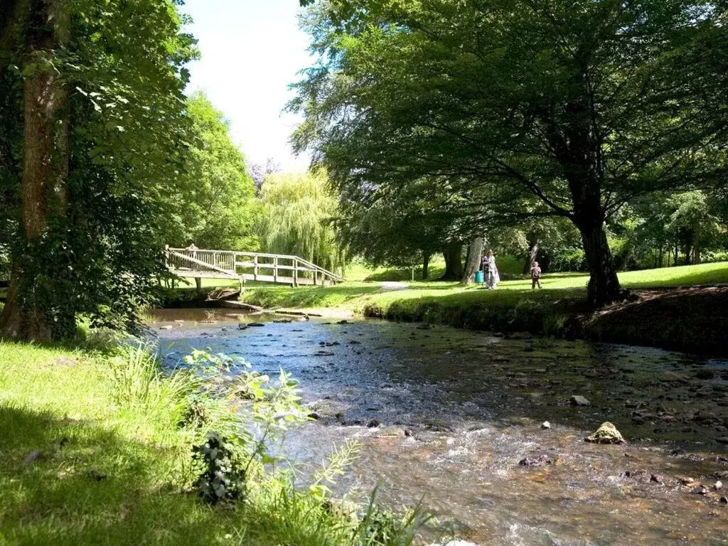 Natural landscape, Garden in Hunters Moon Hotel