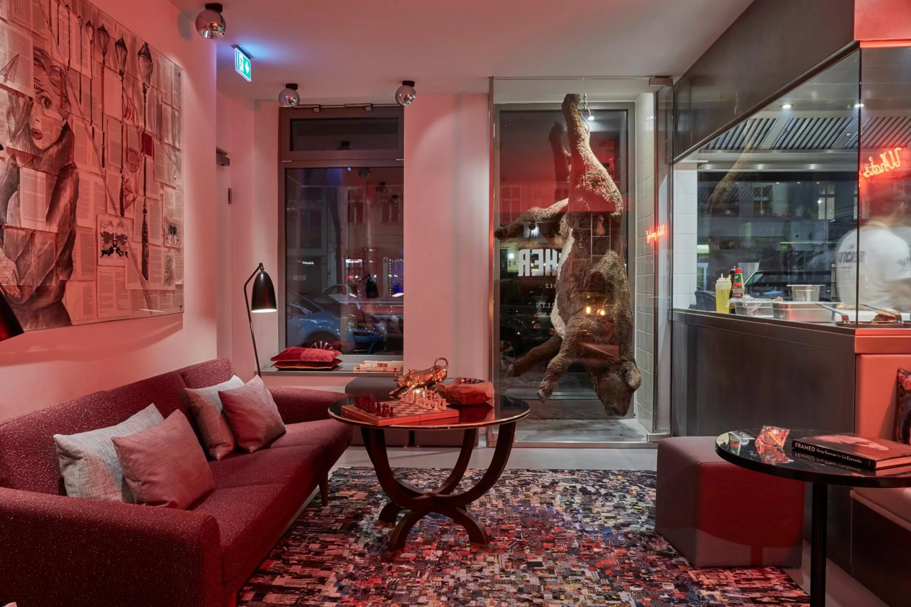 Restaurant/places to eat in Sir Savigny Hotel, part of Sircle Collection