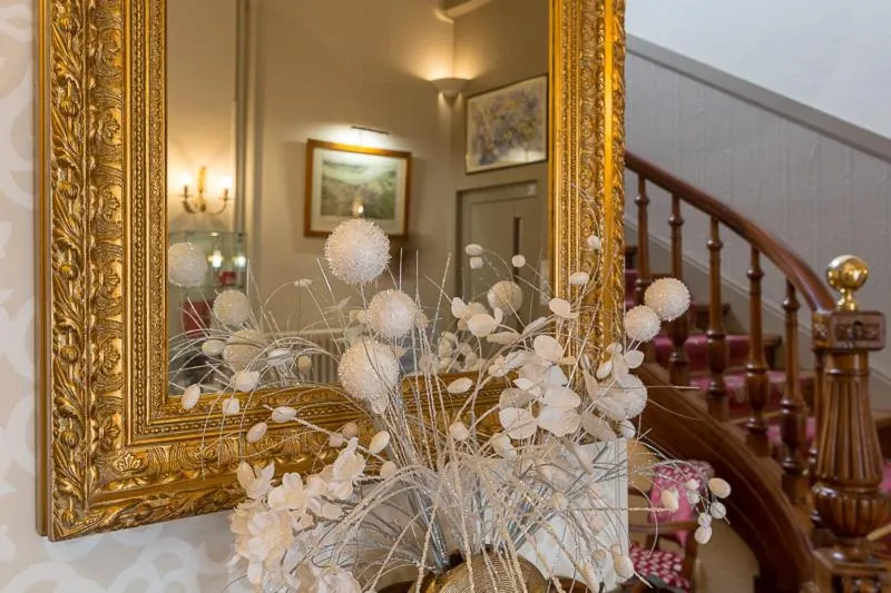 Lobby or reception in Cit'Hotel Le Regina Bordeaux Gare Saint-Jean