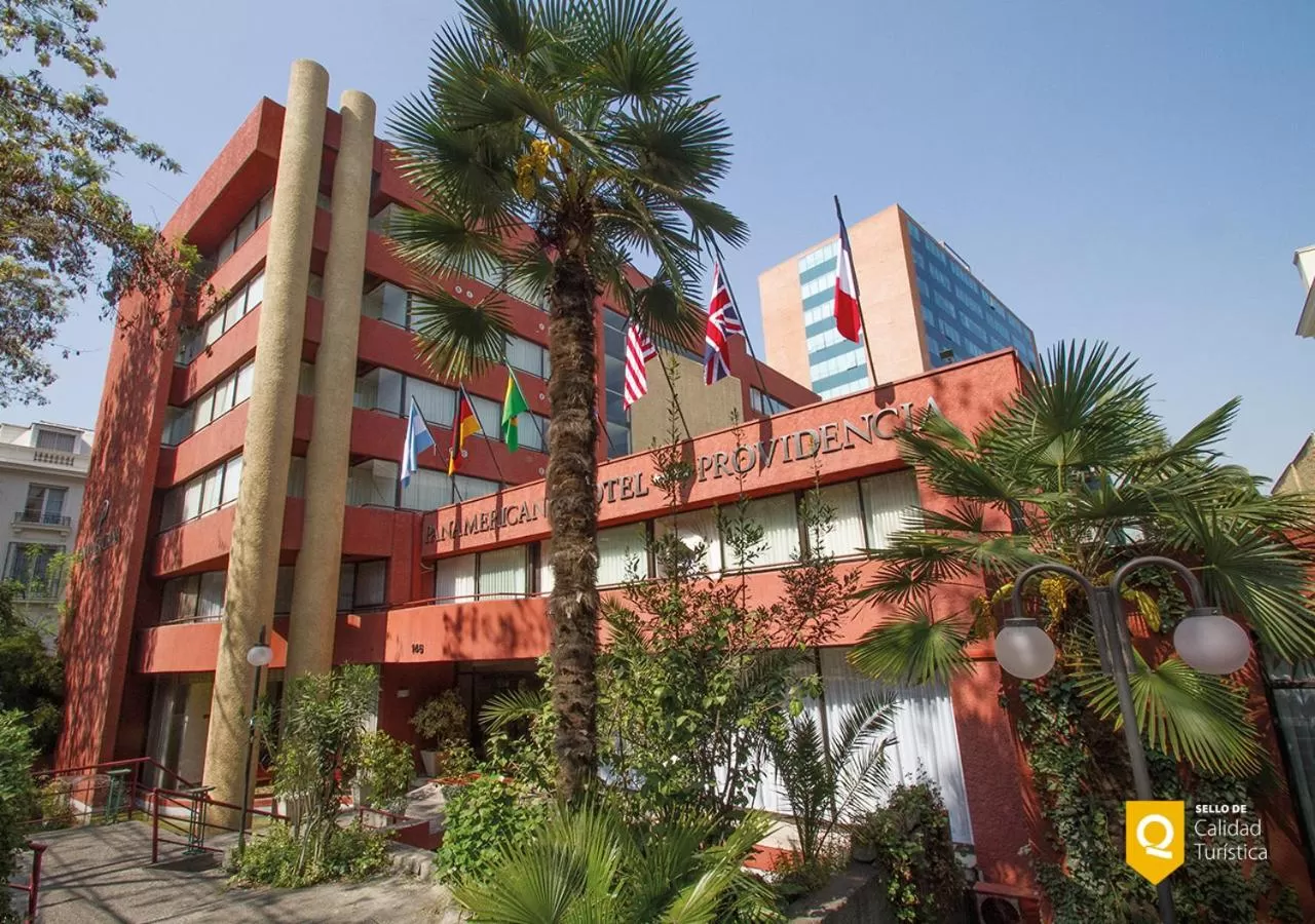 Property building in Panamericana Hotel Providencia