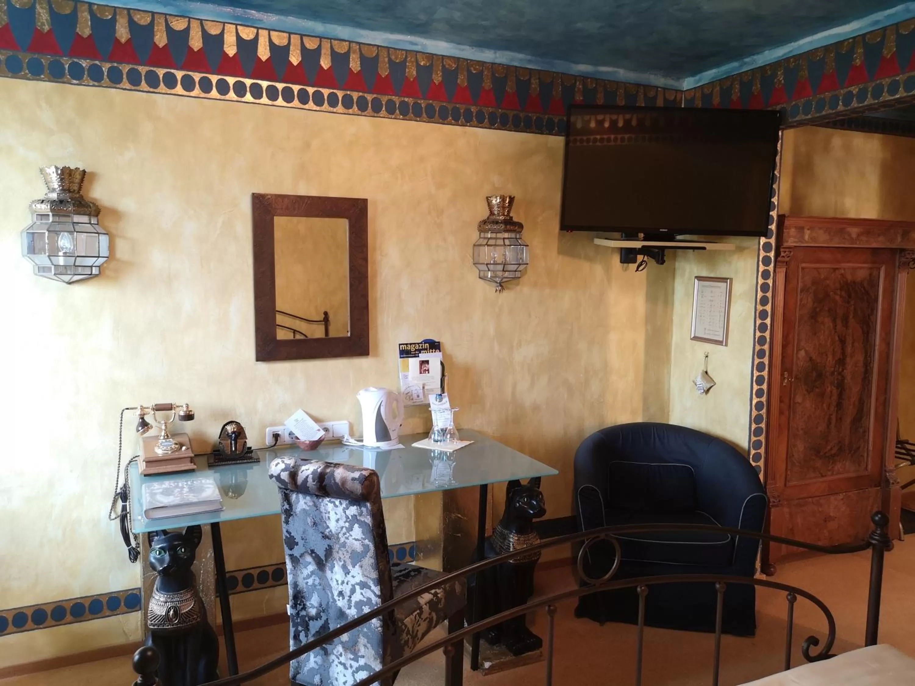 Photo of the whole room in Hotel Goldflair am Rathaus