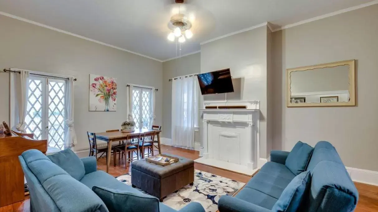 Living room, Seating Area in Comfortable Escape in Historic Downtown Savannah