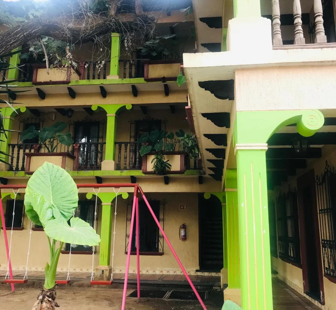 Hotel Y Villas Vanessa