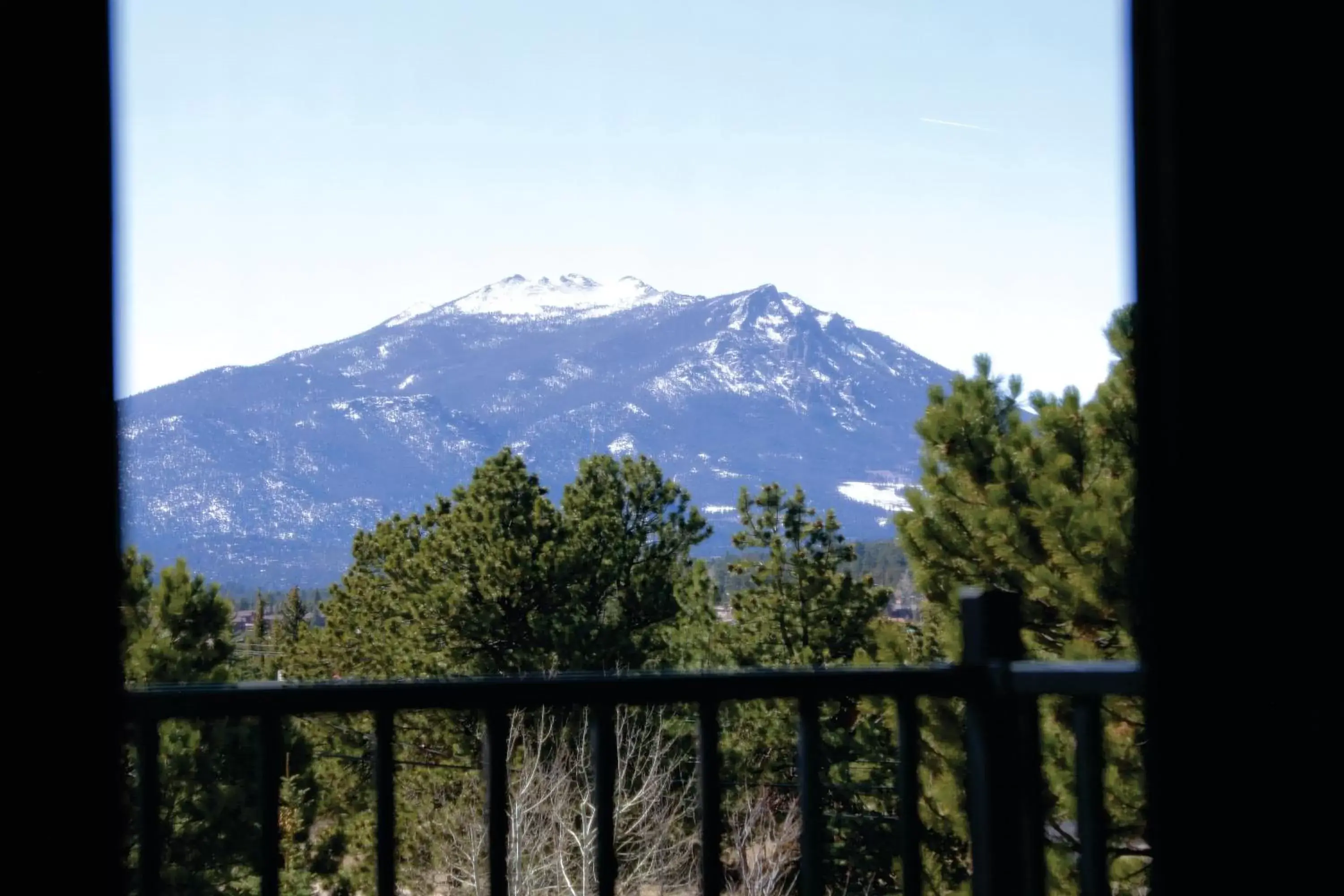 Natural landscape, Mountain View in Quality Inn near Rocky Mountain National Park