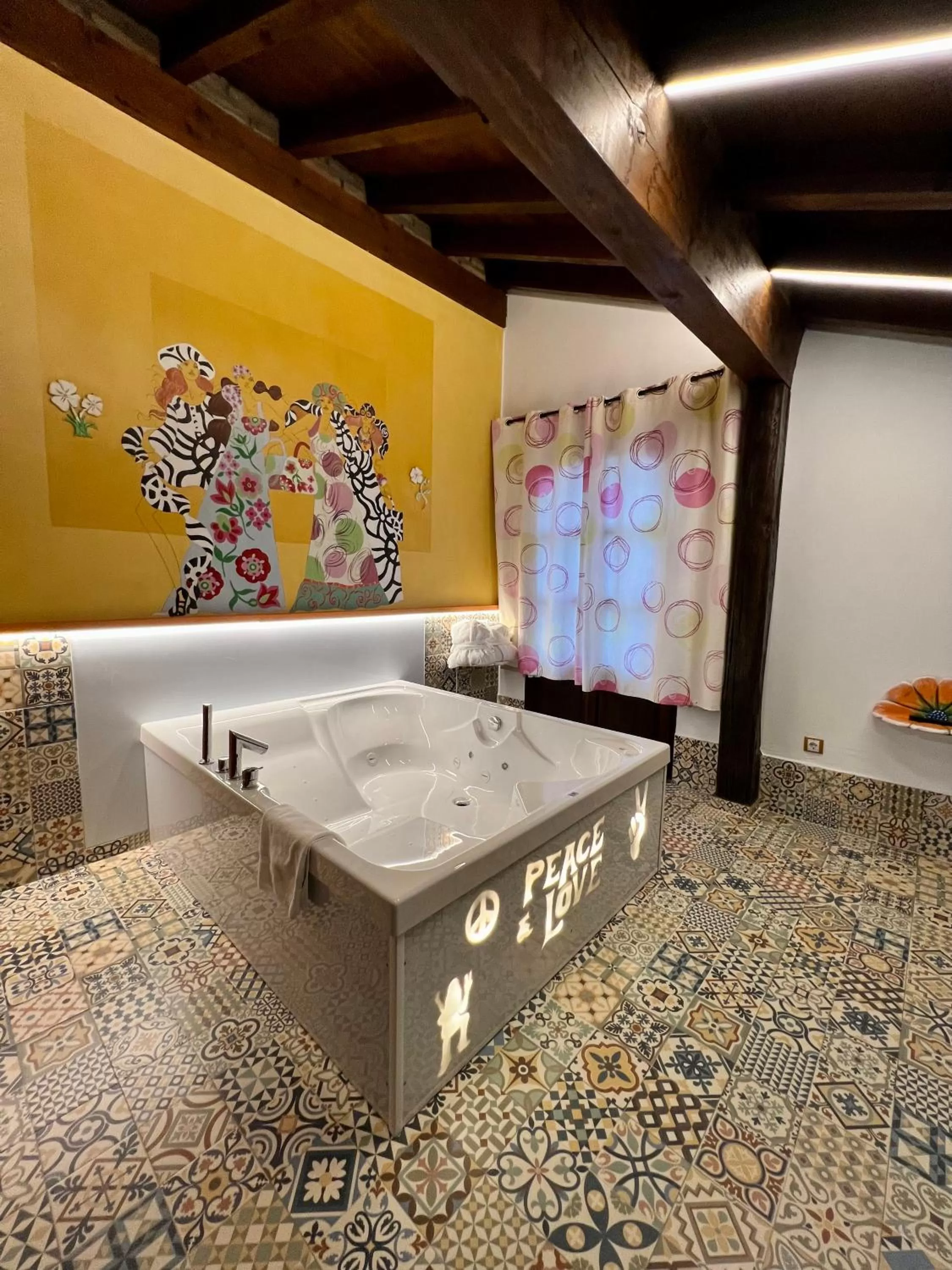 Photo of the whole room in Posada la Leyenda