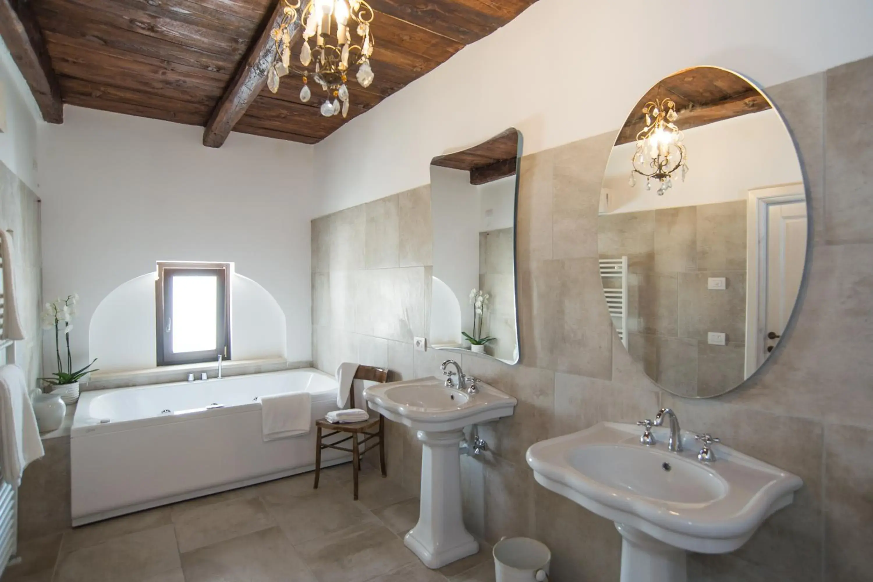 Bathroom in Masseria Fontana di Vite