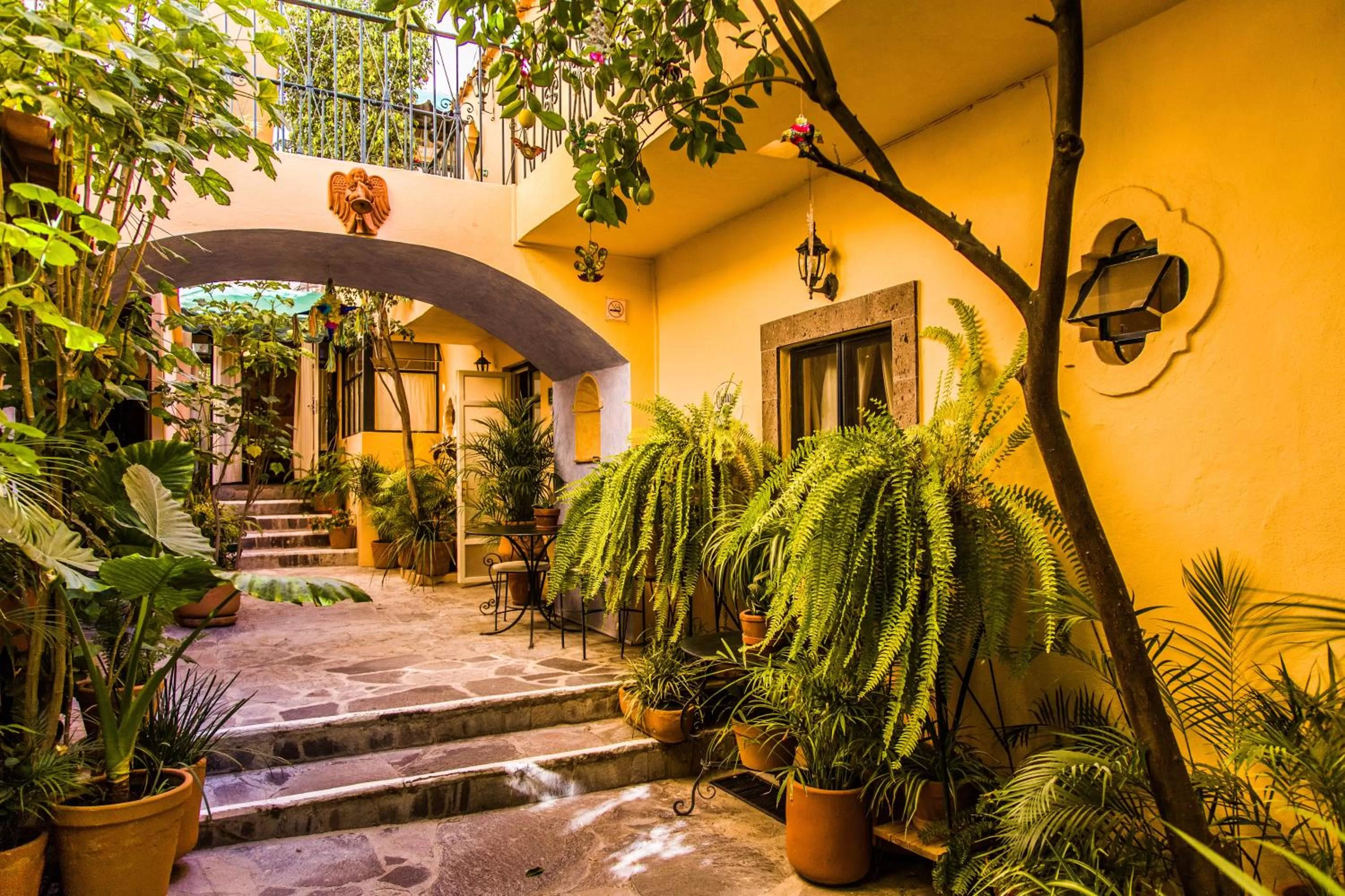 Facade/entrance in Villa Mirasol