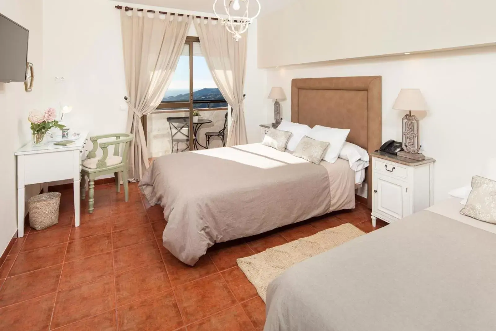 Photo of the whole room, Bed in Hotel y Bungalows Balcón de Competa