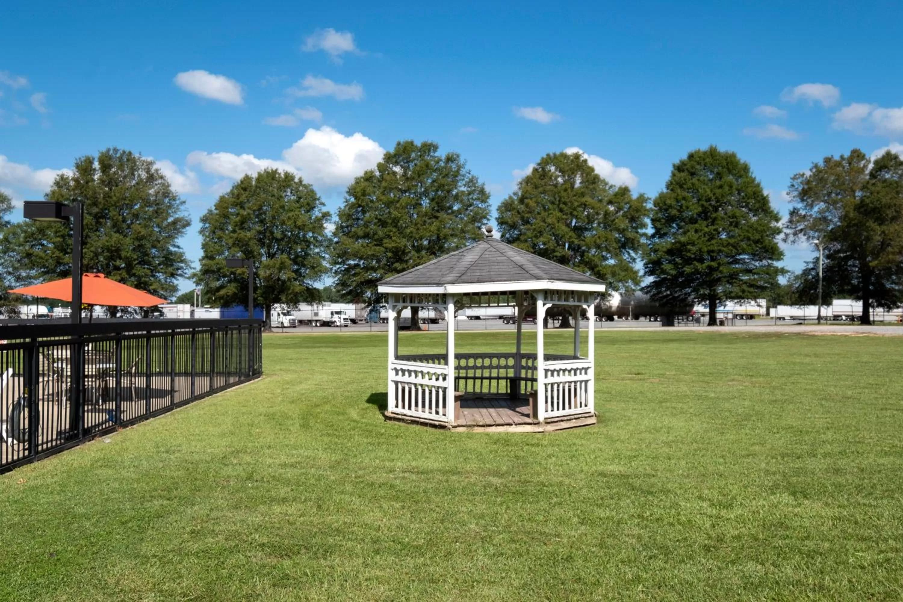 Property building in Red Roof Inn Kenly - I-95
