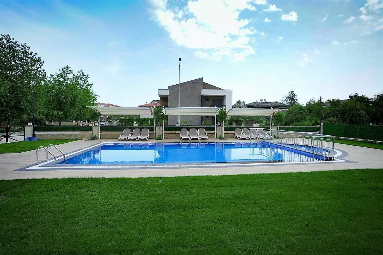 Swimming Pool in Camyuva Beach Hotel