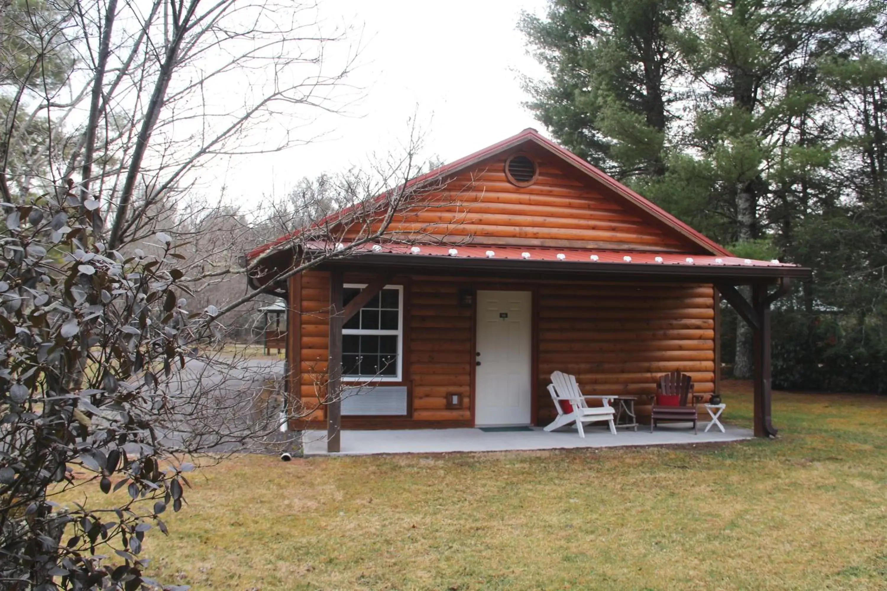 Property Building in The Pineola