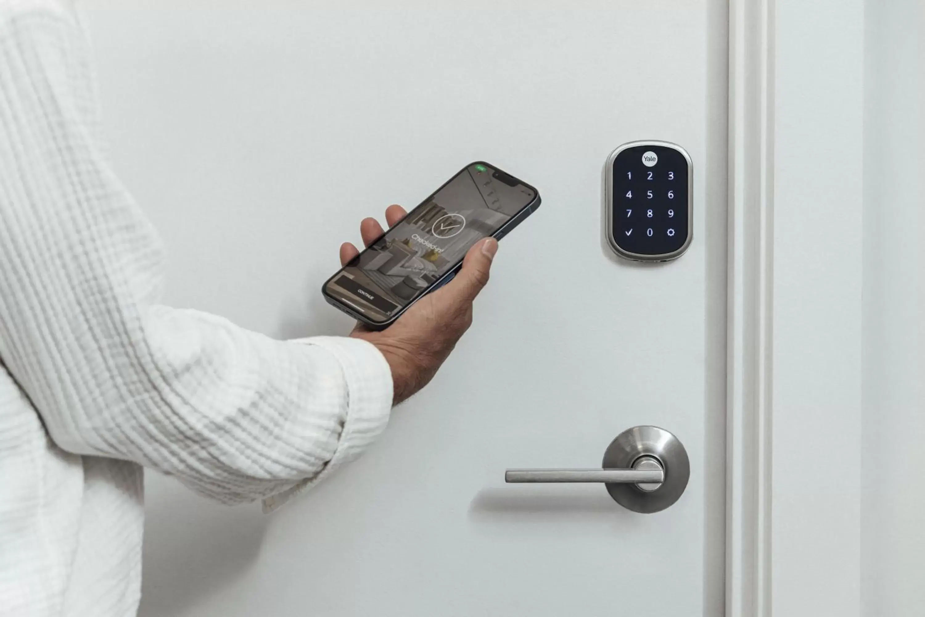 Property building in Mint House St. Petersburg - Downtown Property building in Mint House St. Petersburg - Downtown