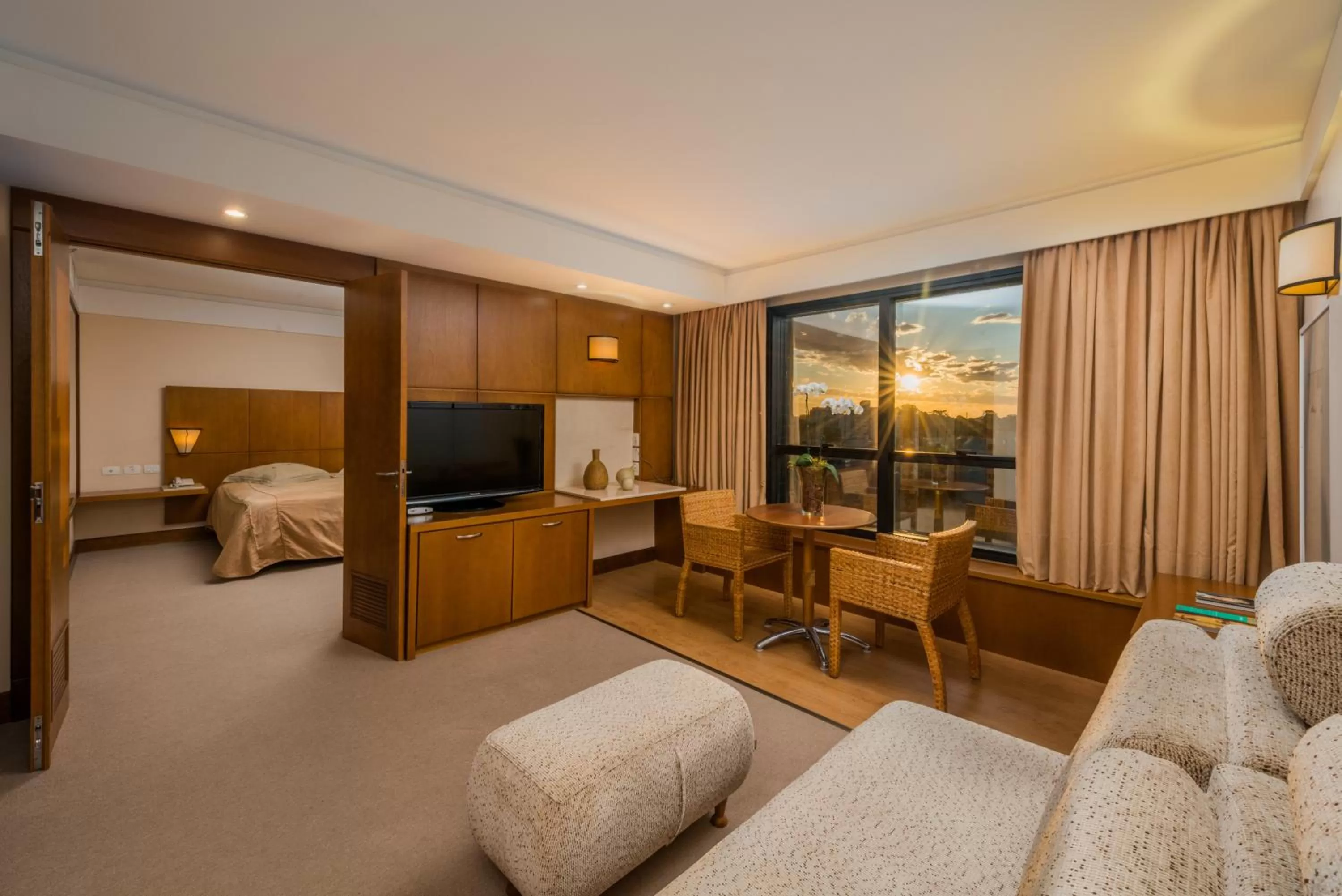 Communal lounge/ TV room, Bed in Blue Tree Towers Caxias do Sul