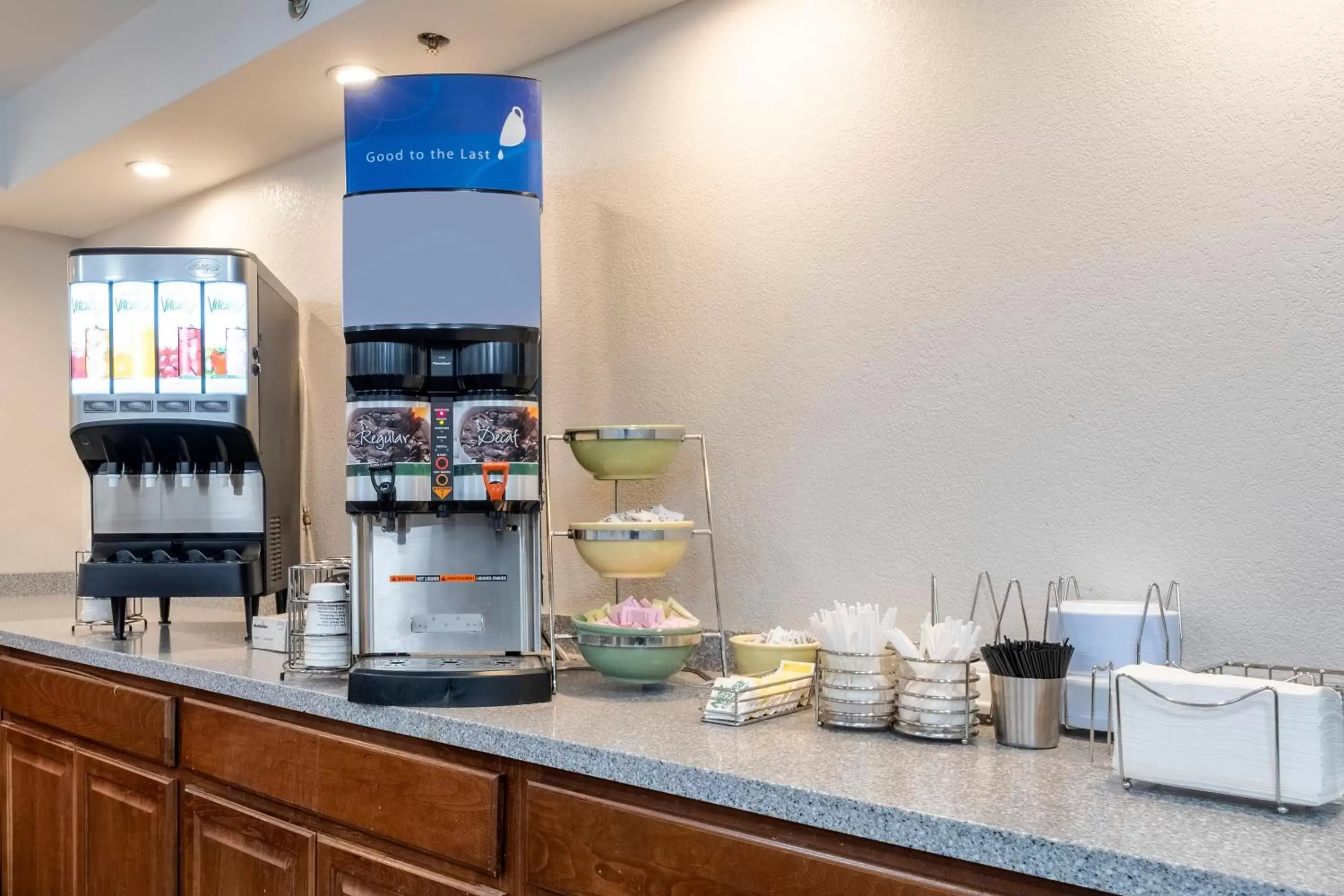 Lobby or reception in HomeTown Inn by Red Roof East Syracuse Lobby or reception in HomeTown Inn by Red Roof East Syracuse