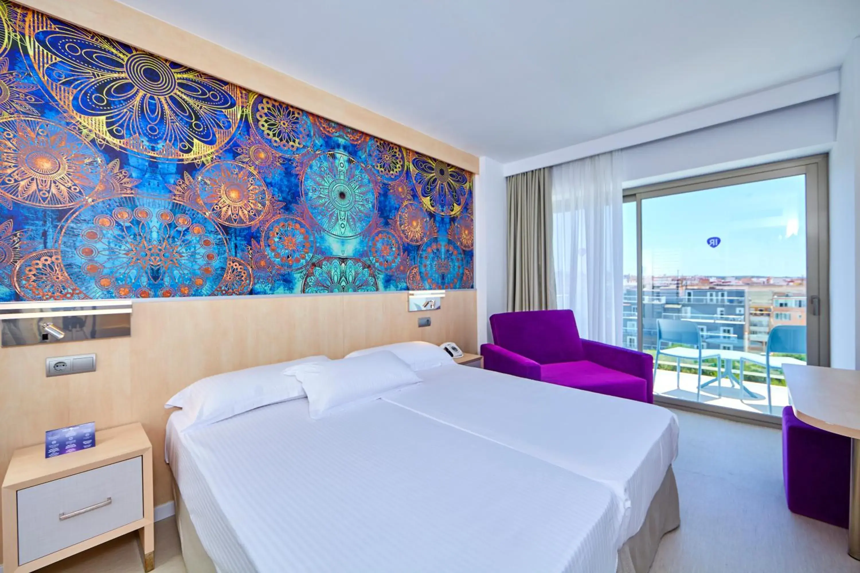 Bed in Indico Rock Hotel Mallorca - Adults Only