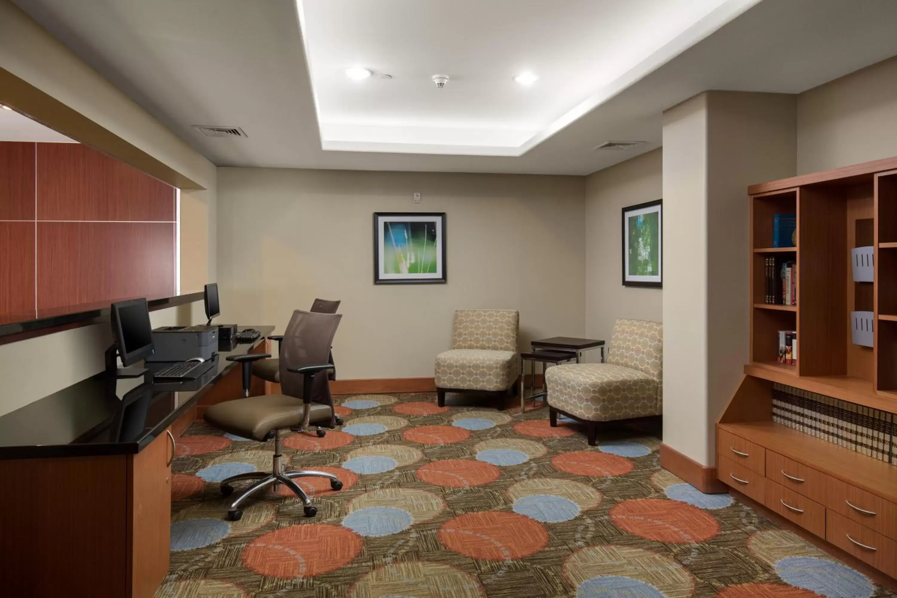 Business facilities, Seating Area in Staybridge Suites Las Vegas - Stadium District