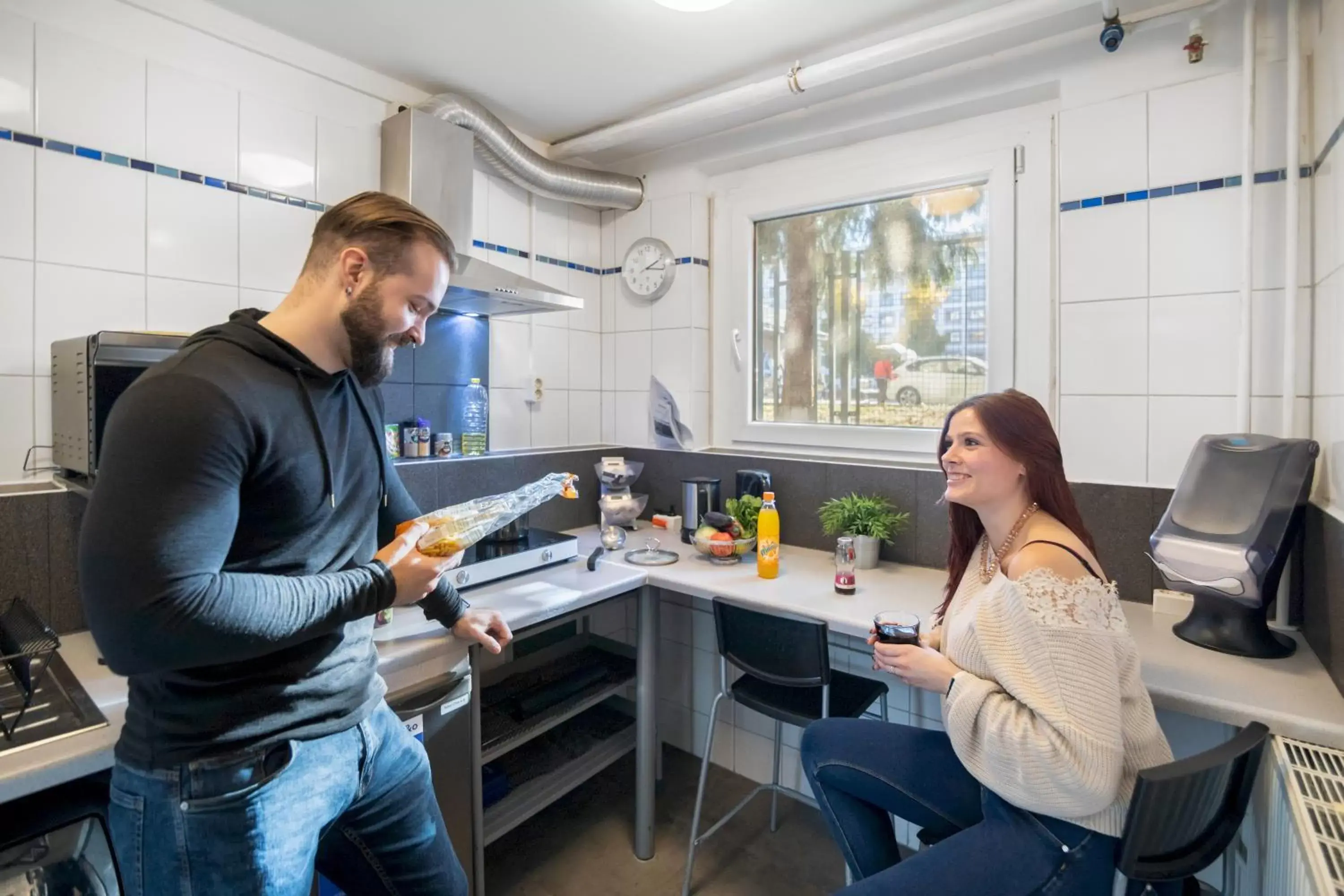 Communal kitchen in A&O Dresden Hauptbahnhof