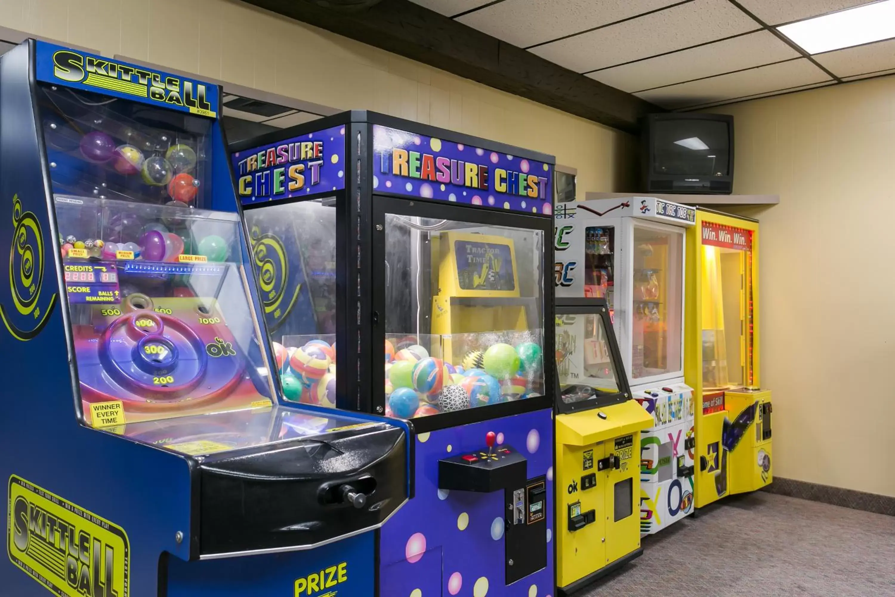 Game Room in Eisenhower Hotel and Conference Center