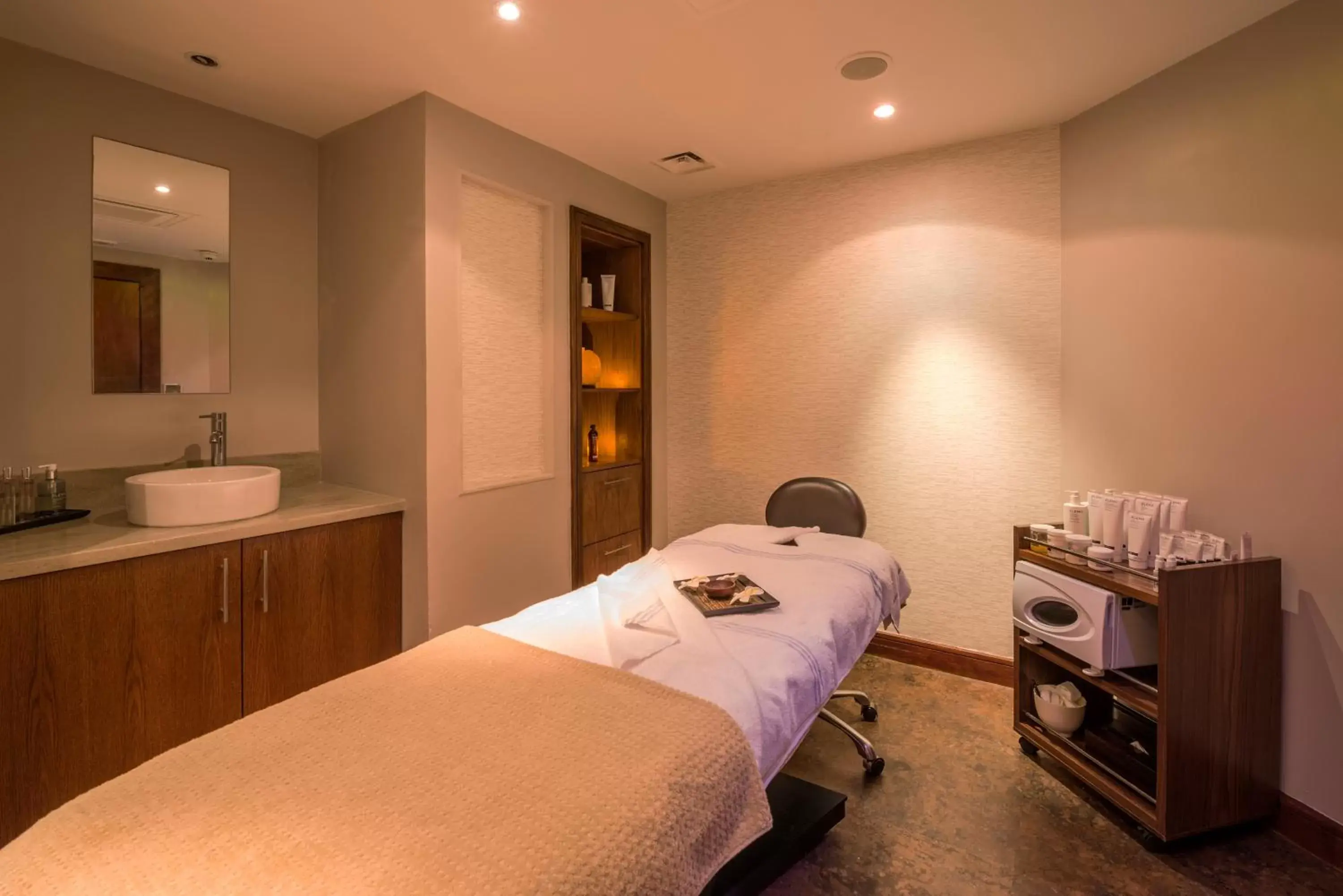 Massage, Spa/Wellness in Macdonald Frimley Hall Hotel & Spa