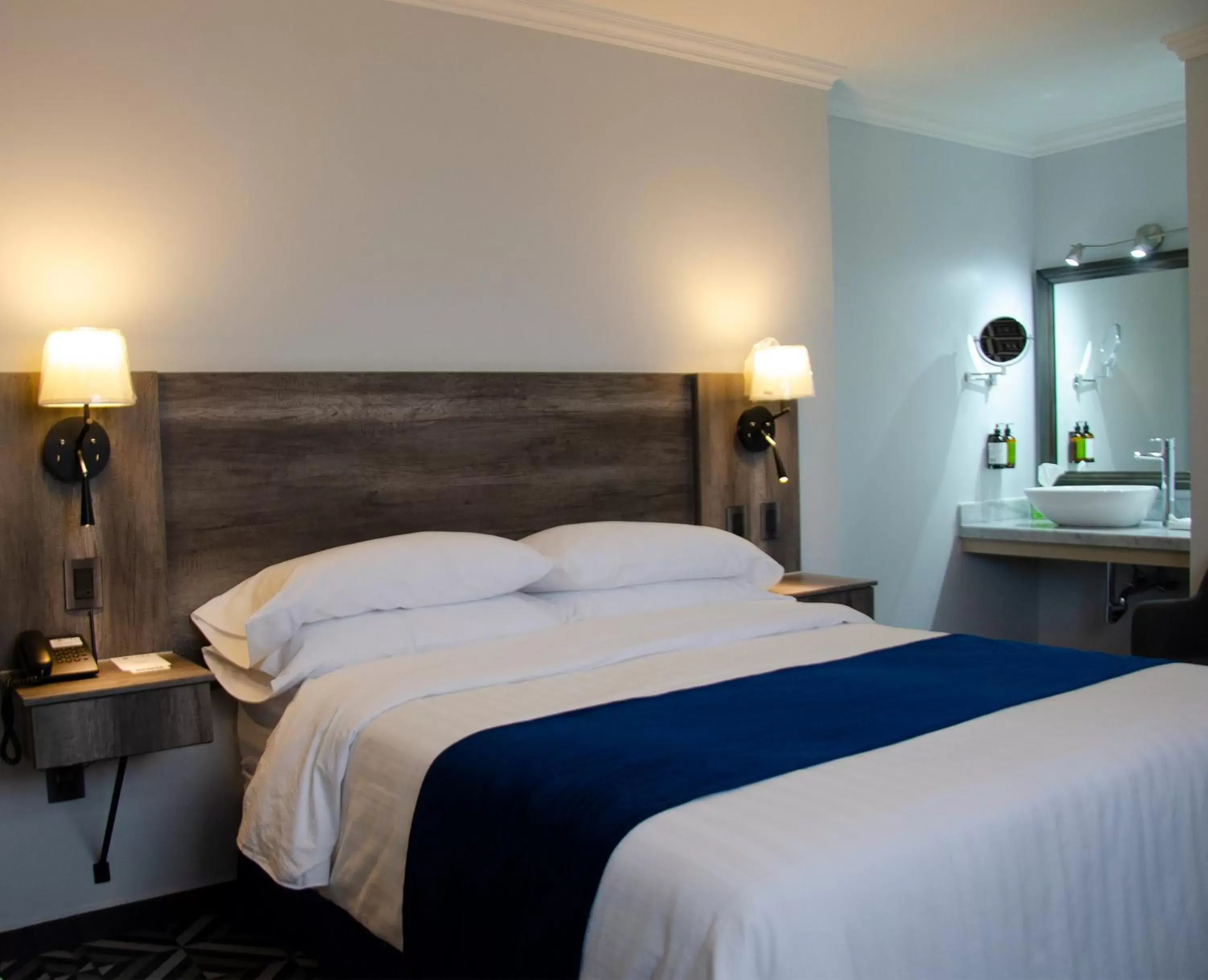 Bedroom, Bed in Hotel Esfera Tulancingo