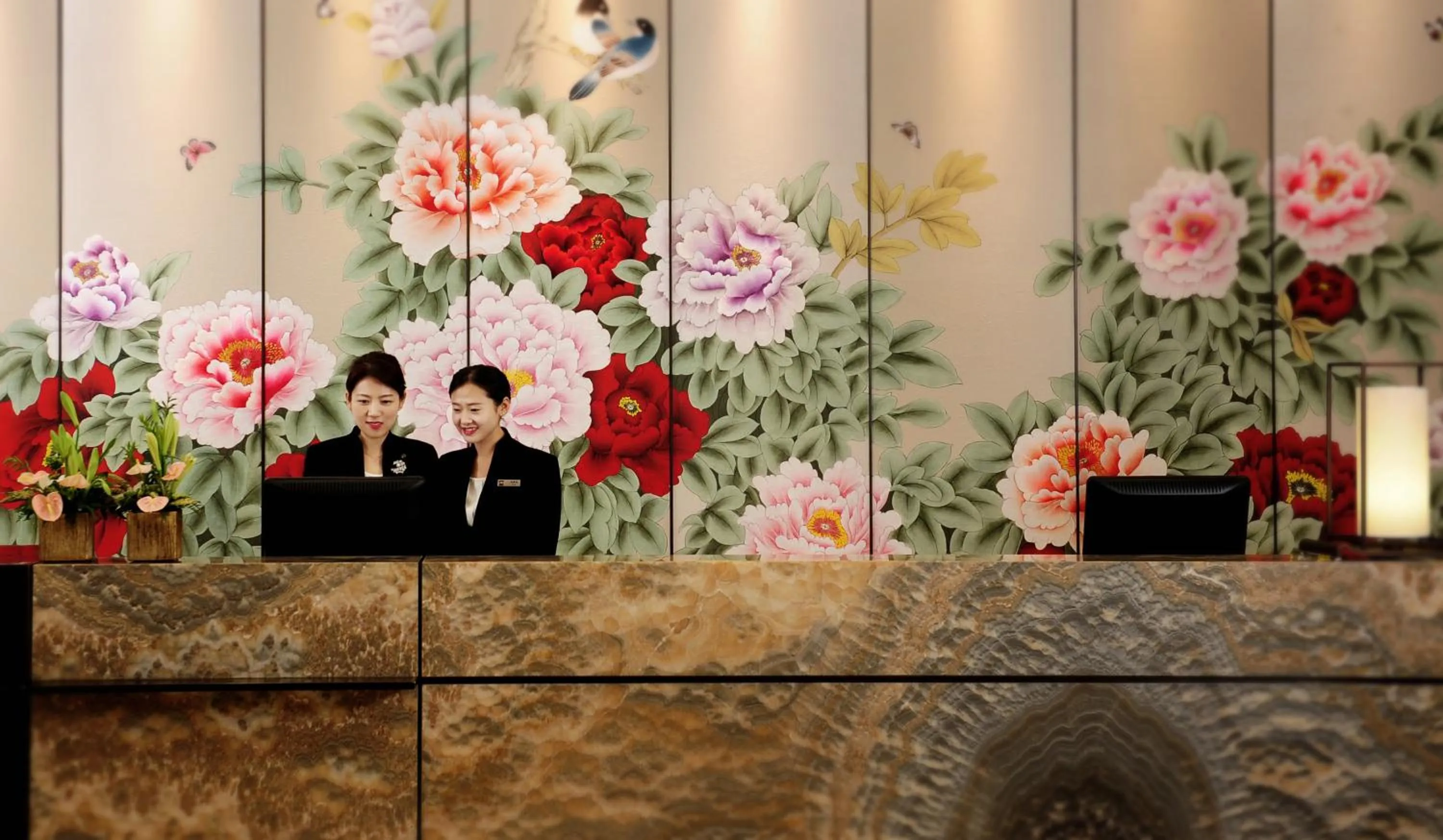 Lobby or reception in Guanganmen Grand Metropark Hotel Beijing