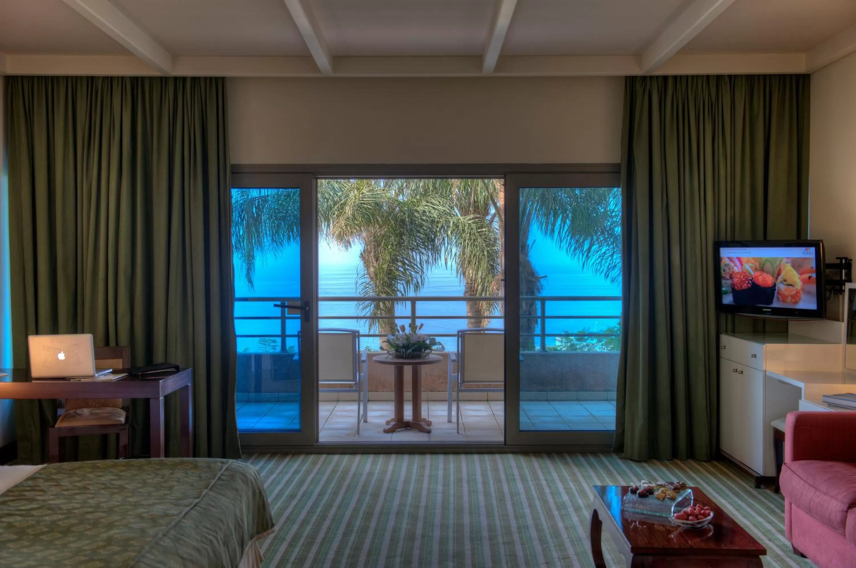 Bed in Le Royal Hotel - Beirut