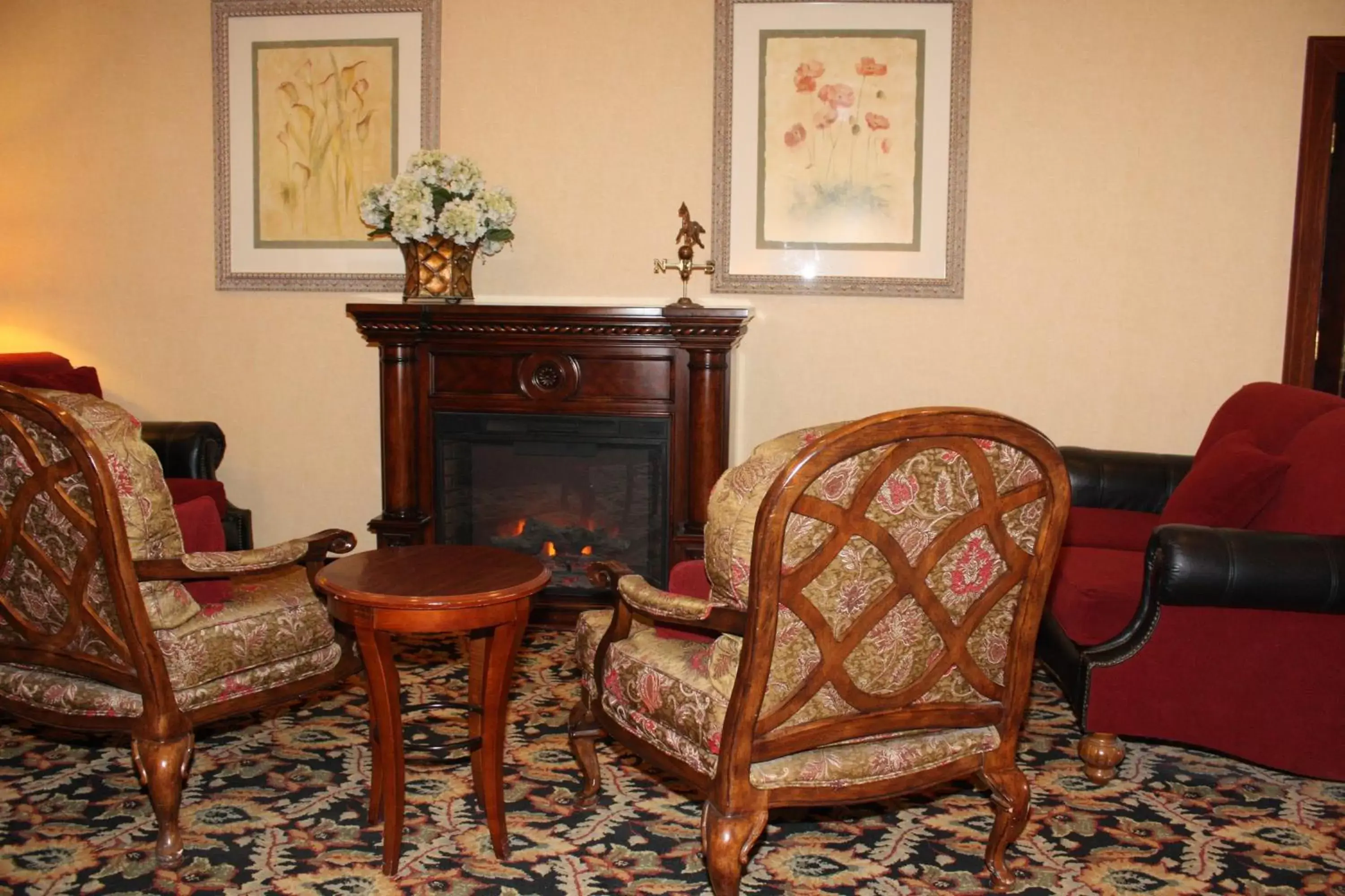 Lobby or reception, Seating Area in Quality Inn Shenandoah Valley