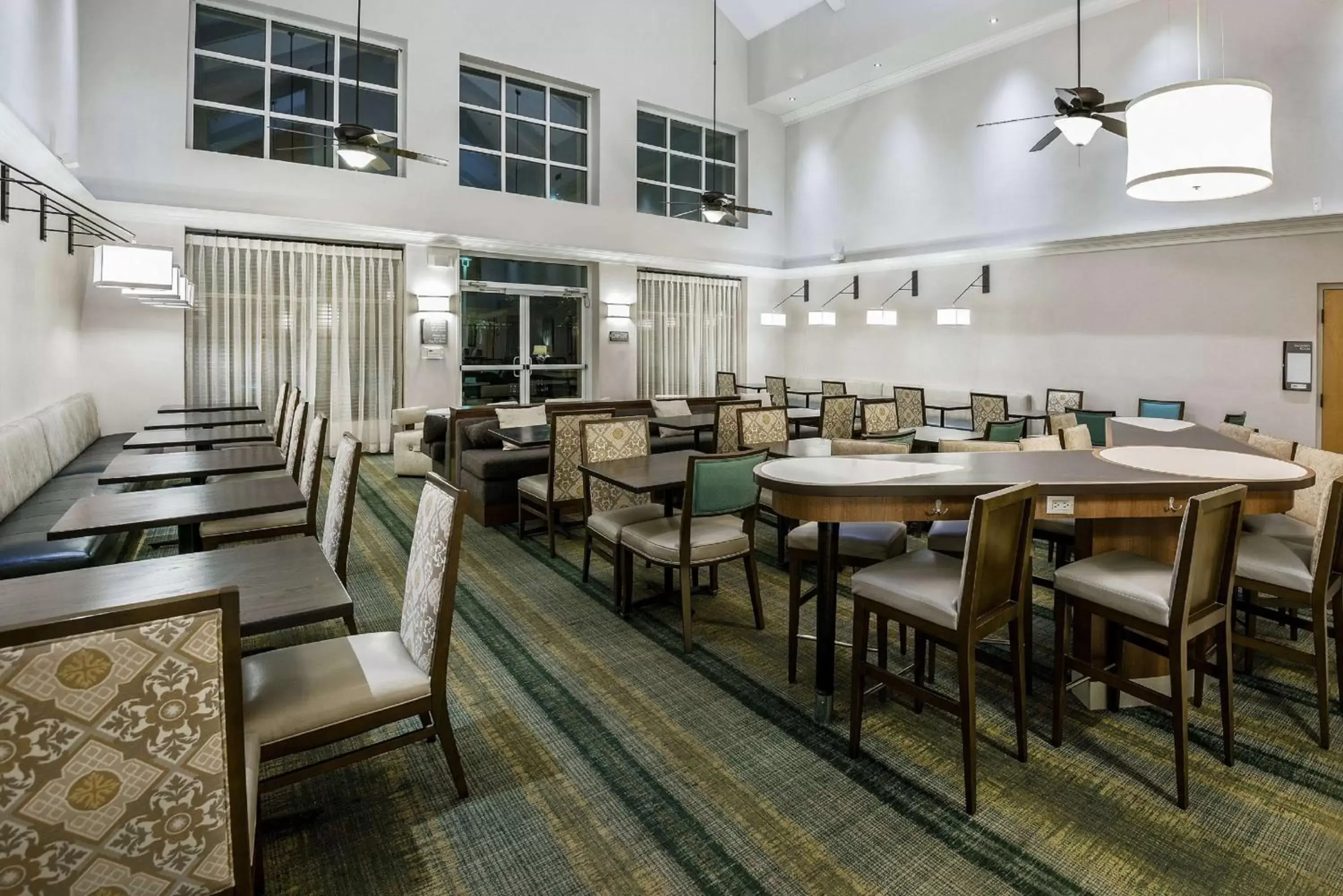 Dining area, Restaurant/Places to Eat in Homewood Suites Phoenix-Metro Center